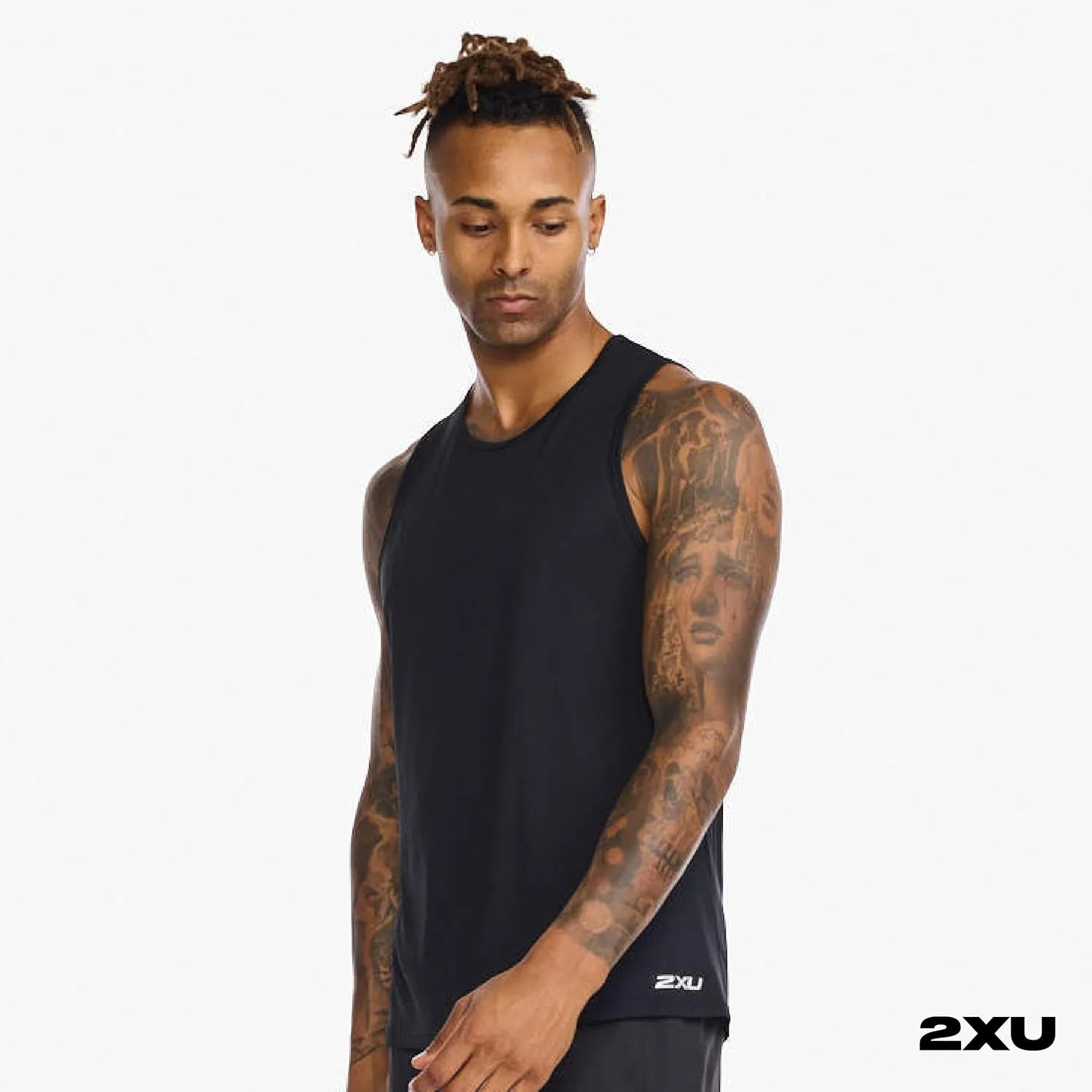 2XU Men's Aero Sleeveless Tank - Lightweight Quick-Drying Running Top - Black/Silver Reflective