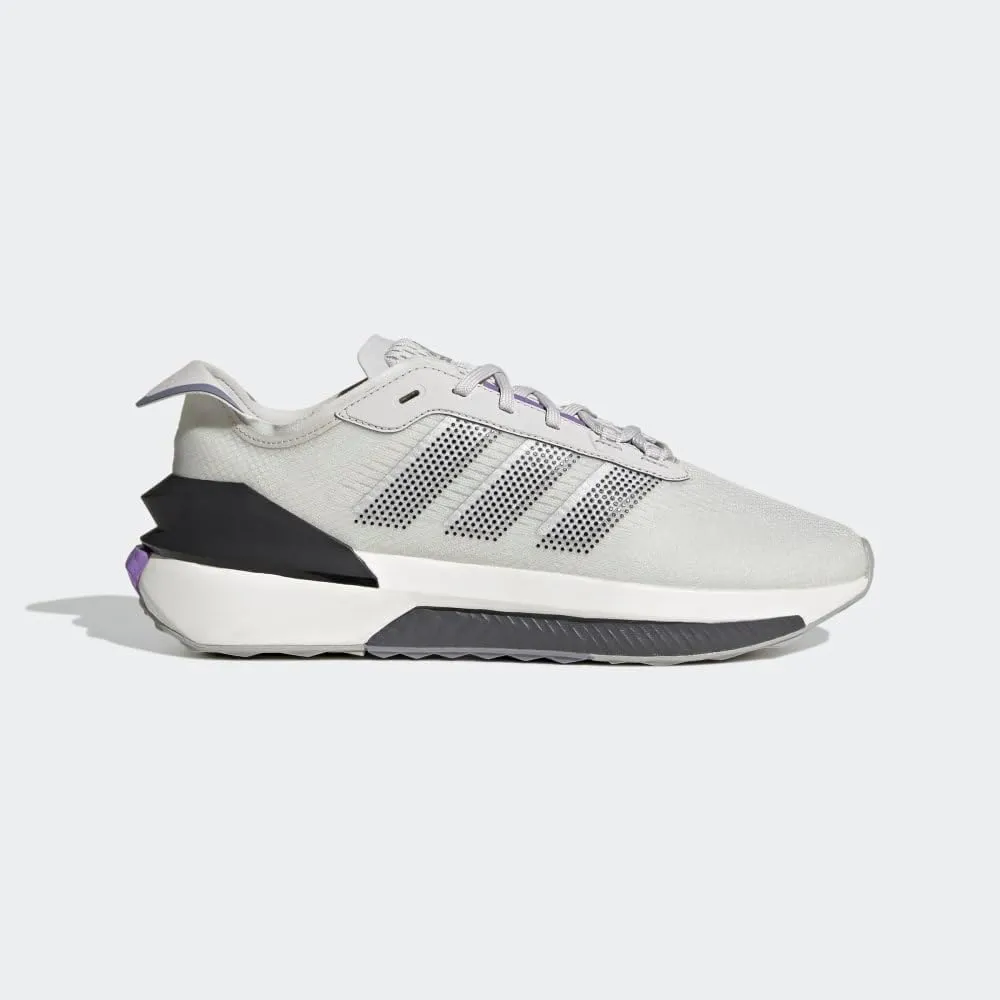 adidas Men's Avryn Shoe