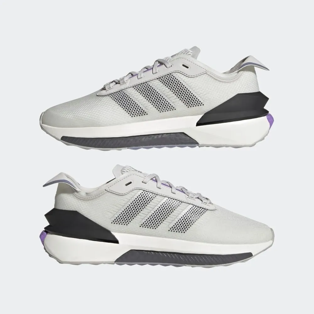 adidas Men's Avryn Shoe