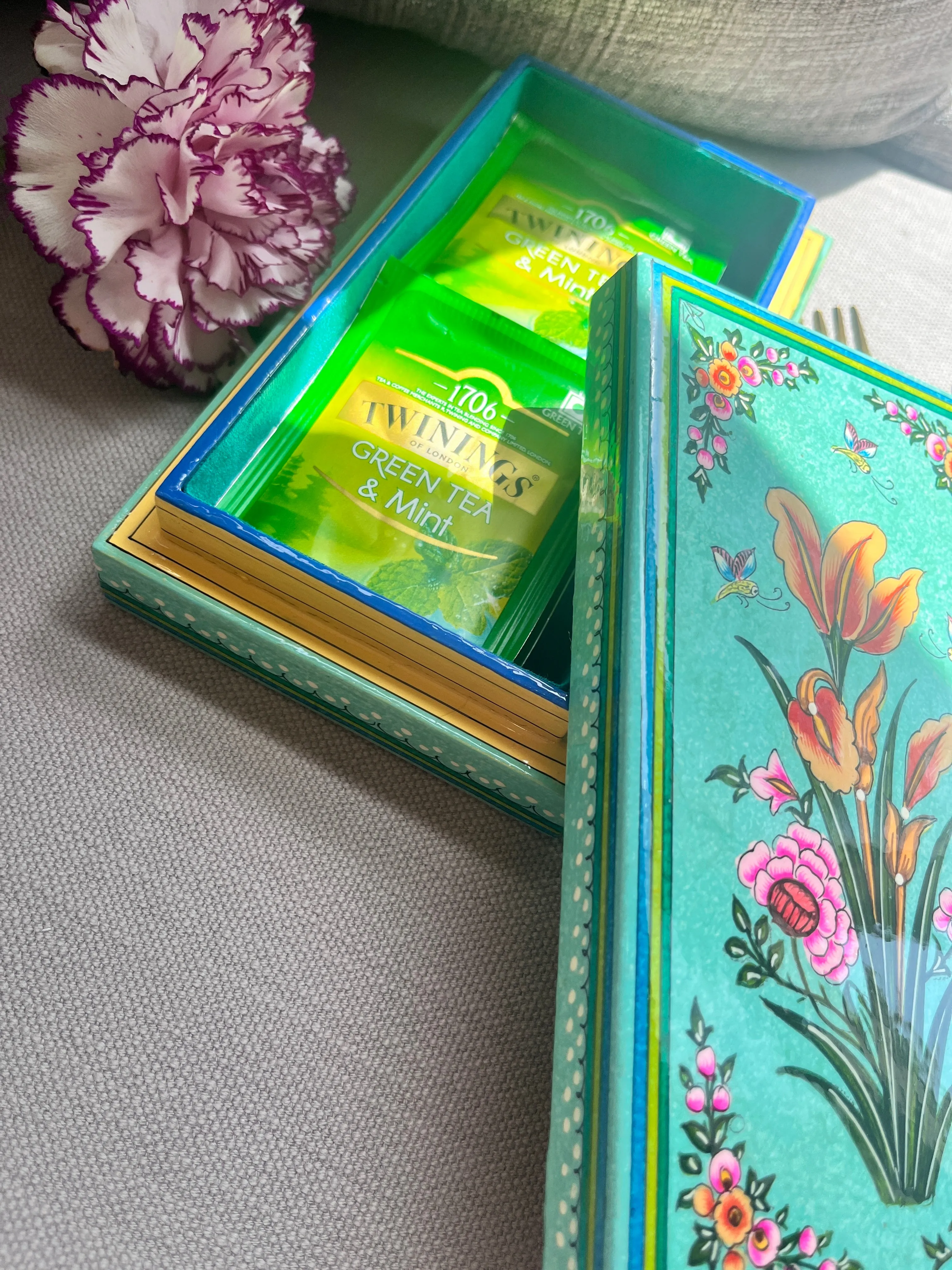 Artistic Box