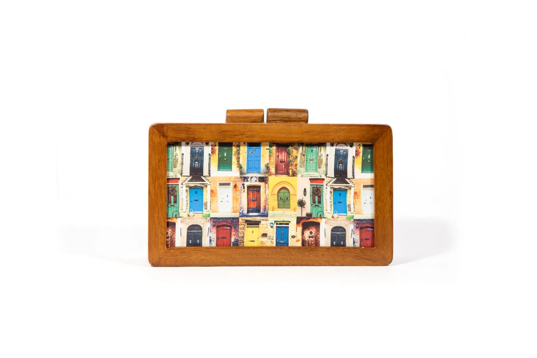 Artistic Clutch