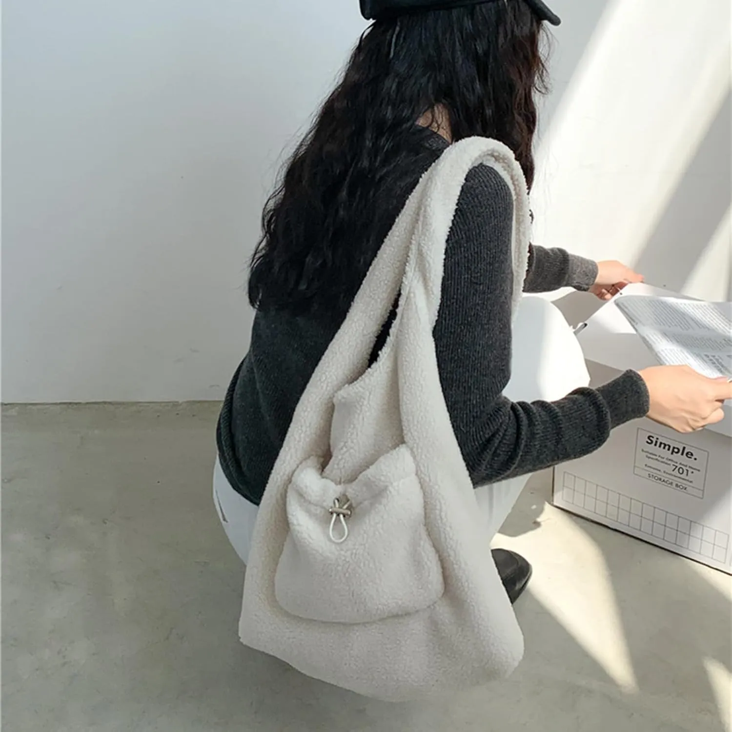 Autumn Winter Casual Furry Faux Lamb Wool Shoulder Bag Large Capacity Luxurious Fleece Plush Handbag Purse for Women