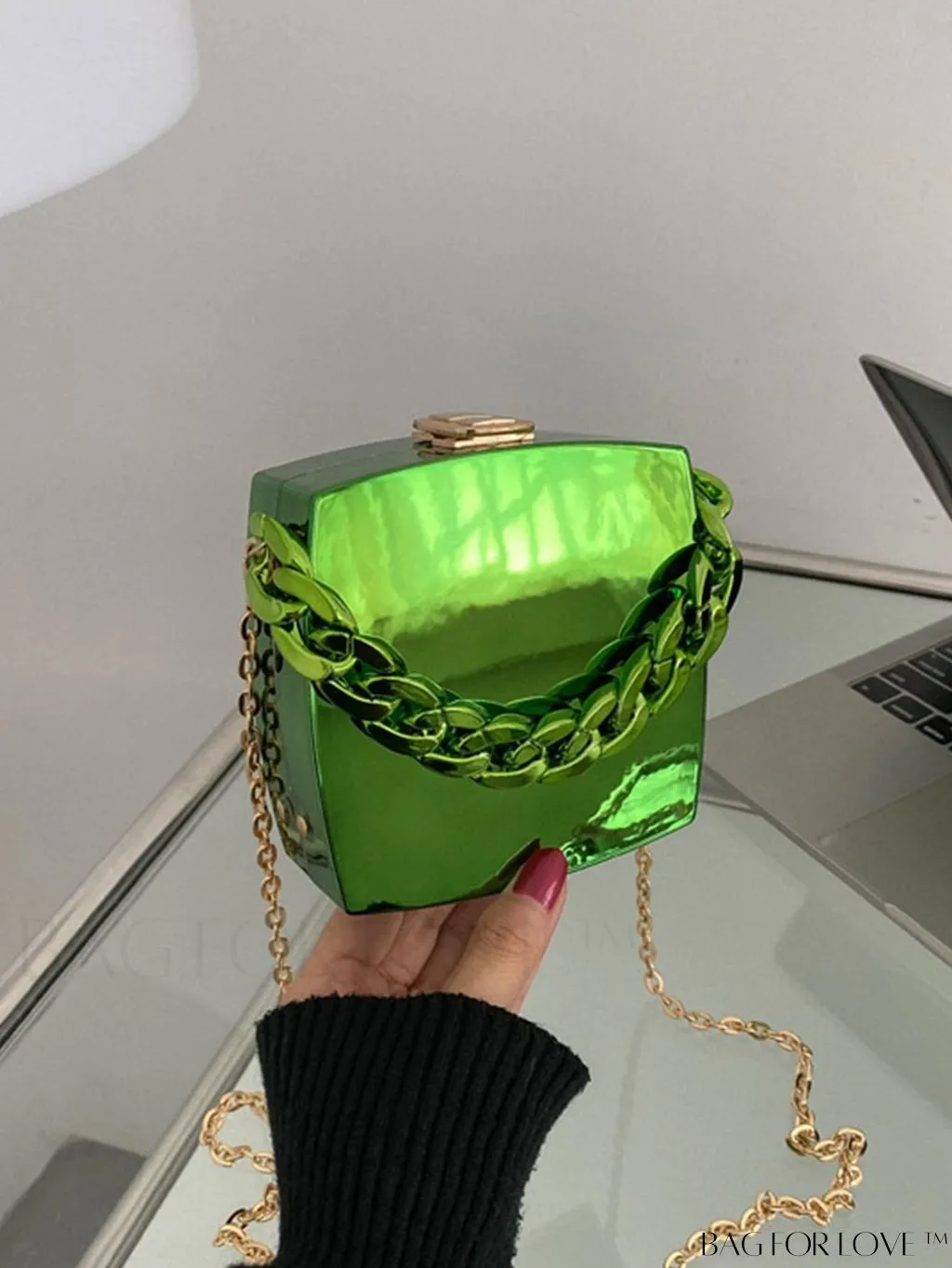 BagForLove - Compact & Chic Womens Crossbody Bag: Ideal for Cosmetics and Evening Essentials