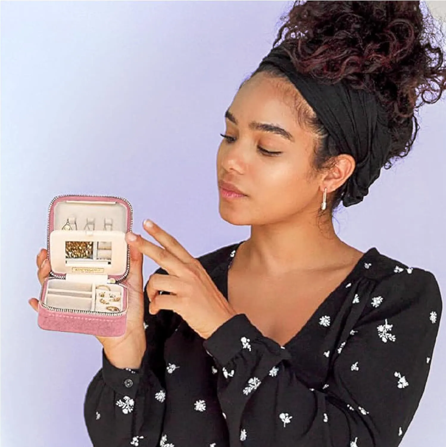 Benevolence LA Plush Velvet Jewelry Box | Travel Jewelry Case Organizer with Mirror | Featured in Oprah's Favorite Things | Best Gifts For Daughter, Girlfriend, Mom | Gifts For Her - Dusty Pink