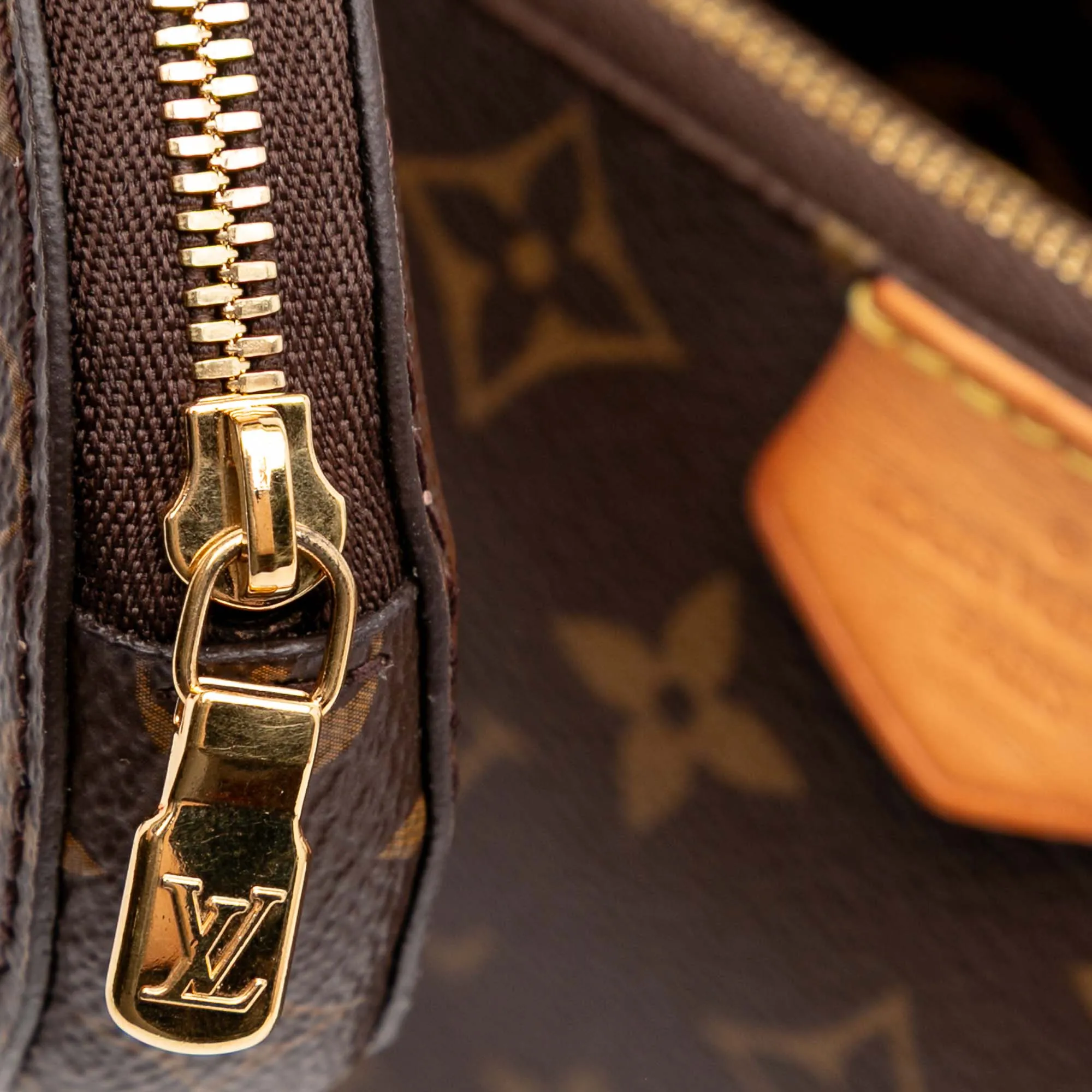 Brown Louis Vuitton Monogram Multi Pochette Accessoires Satchel
