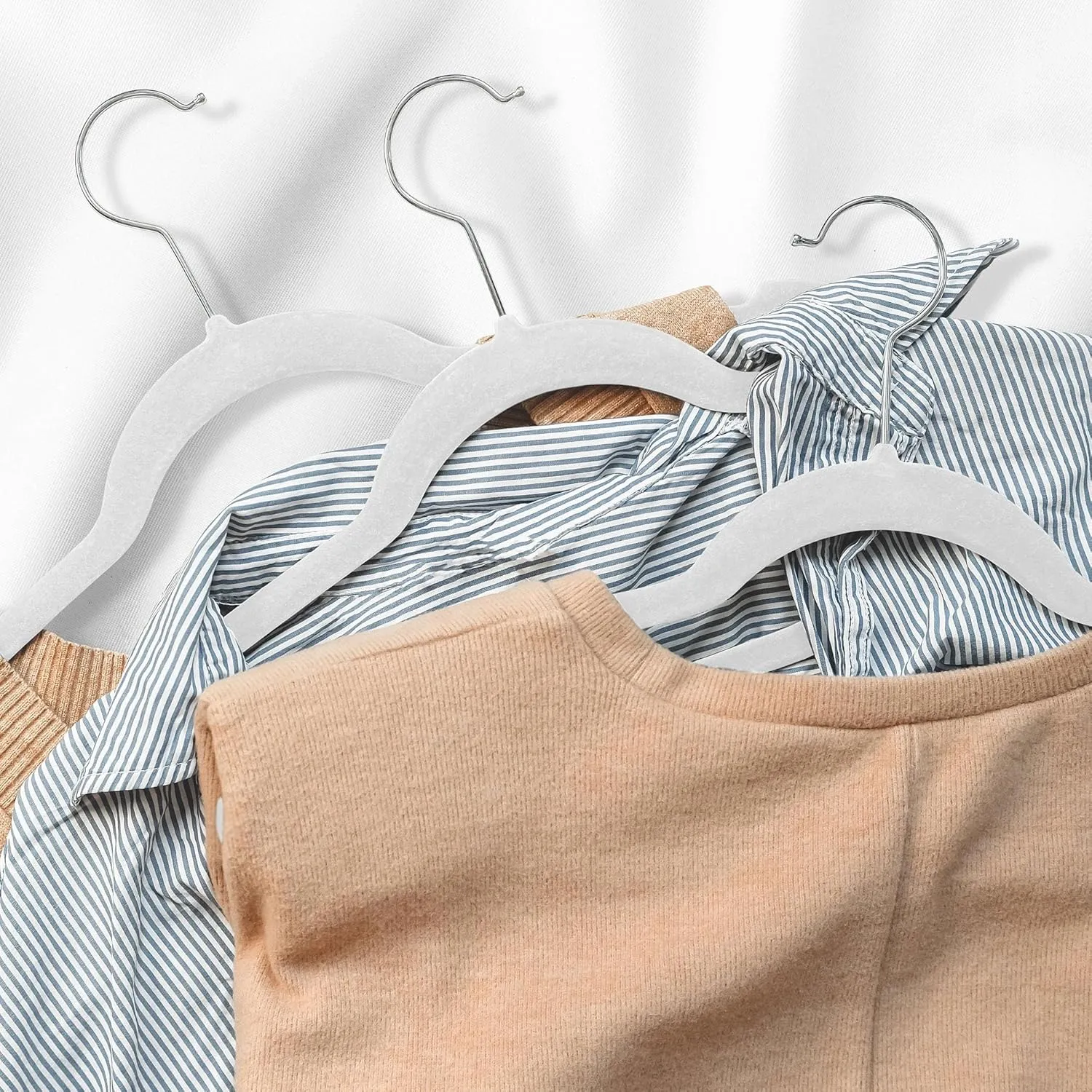 Casafield 50 Velvet Kid's Hangers - 14" Size for Children's Clothes - Ivory