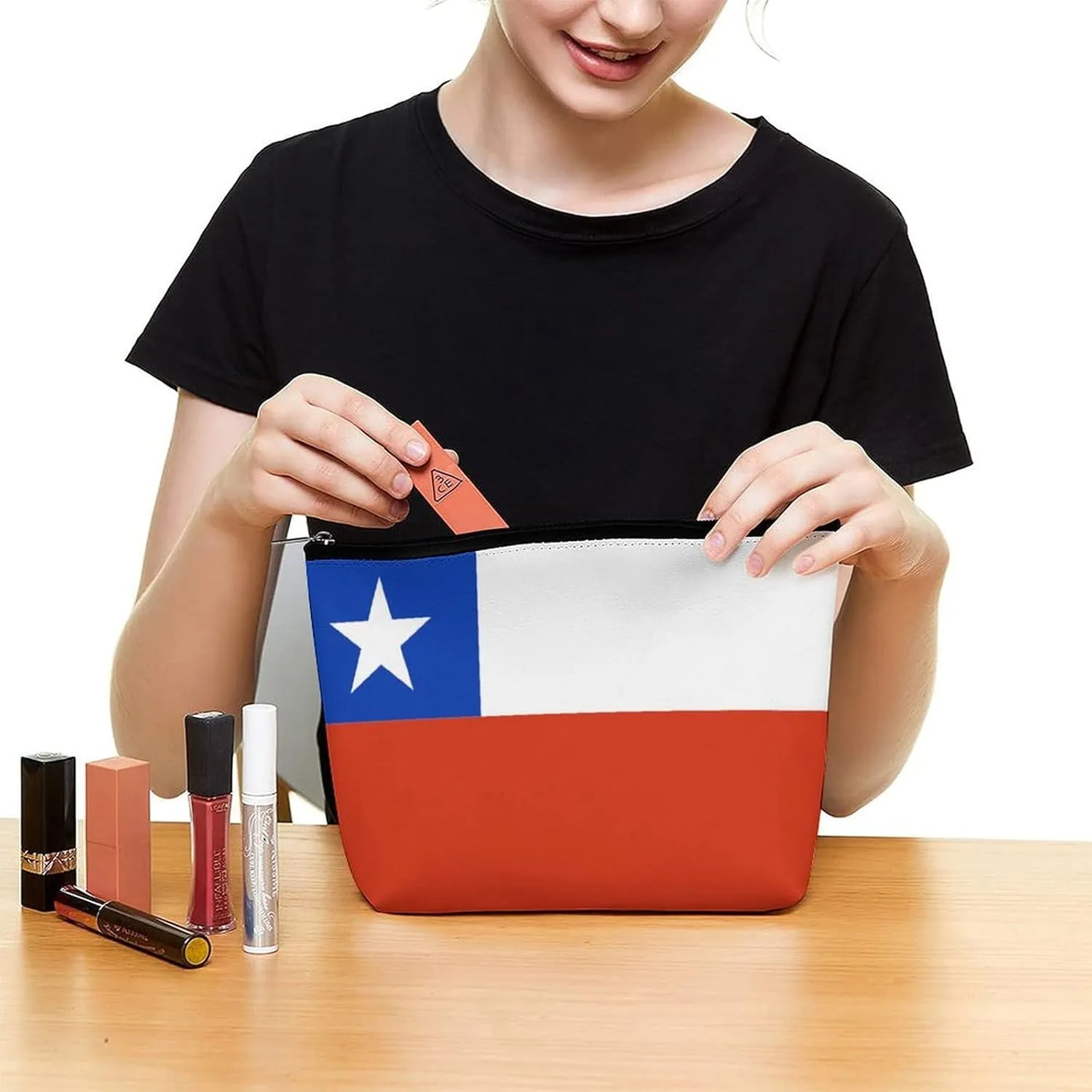 Chile Flag Travel Cosmetic Bag for Women Lightweight Makeup Organizer Pouch for Purse