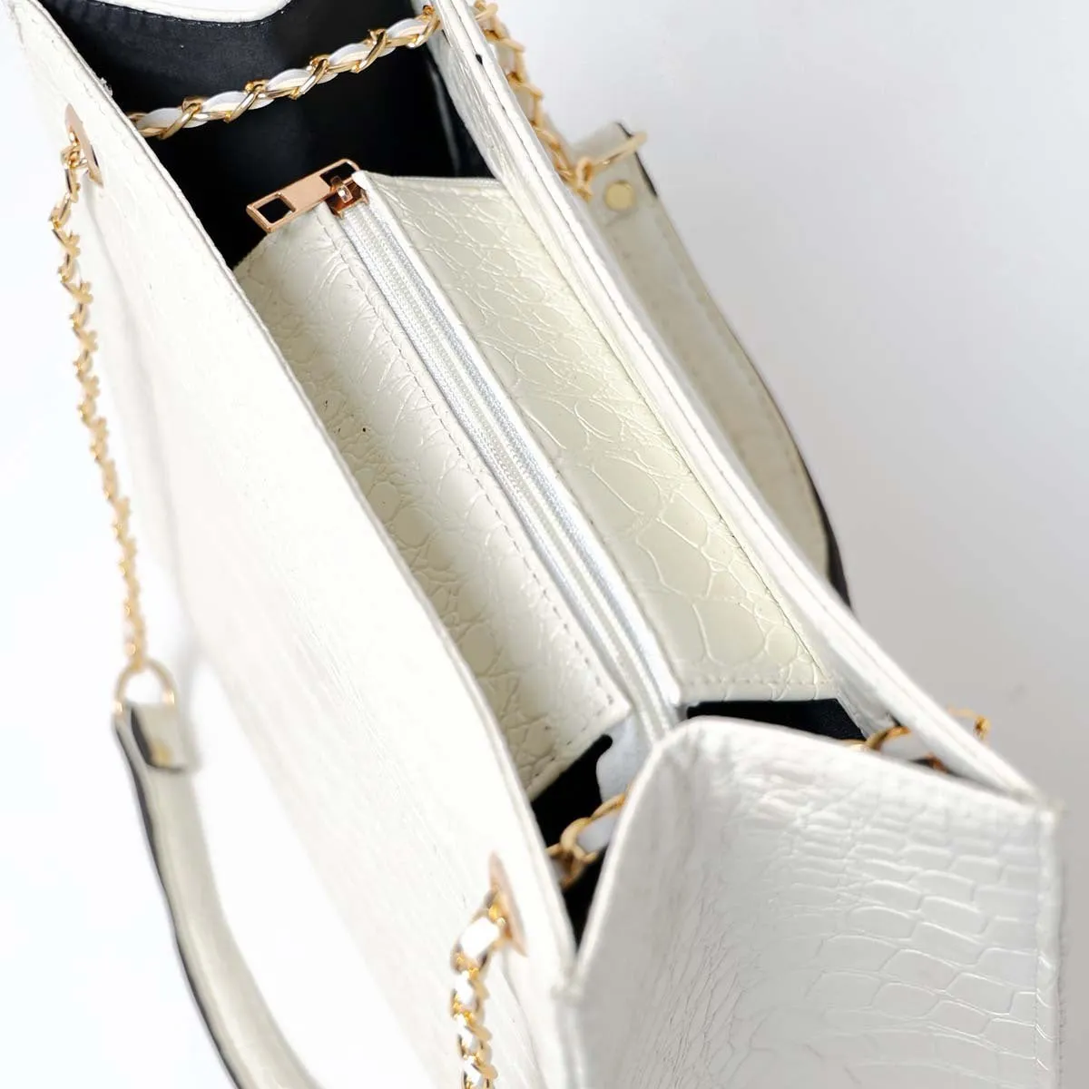 Croco Chic | Shoulder | White