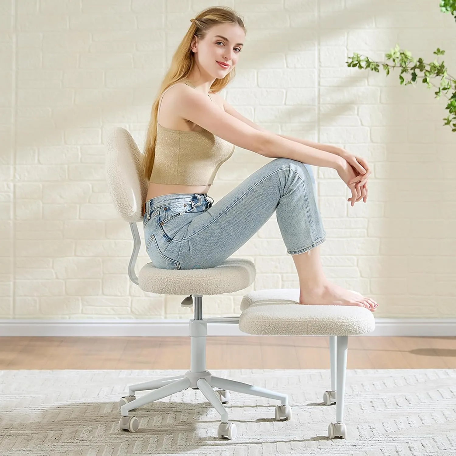 Cross Legged Office Chair with Wheels, Meditation Chair, ADHD Chair for Adults, Wider Criss Cross Chair, Height Adjustable Backrest and Seat, Yoga Office Chair, Teddy Fabric, Off White
