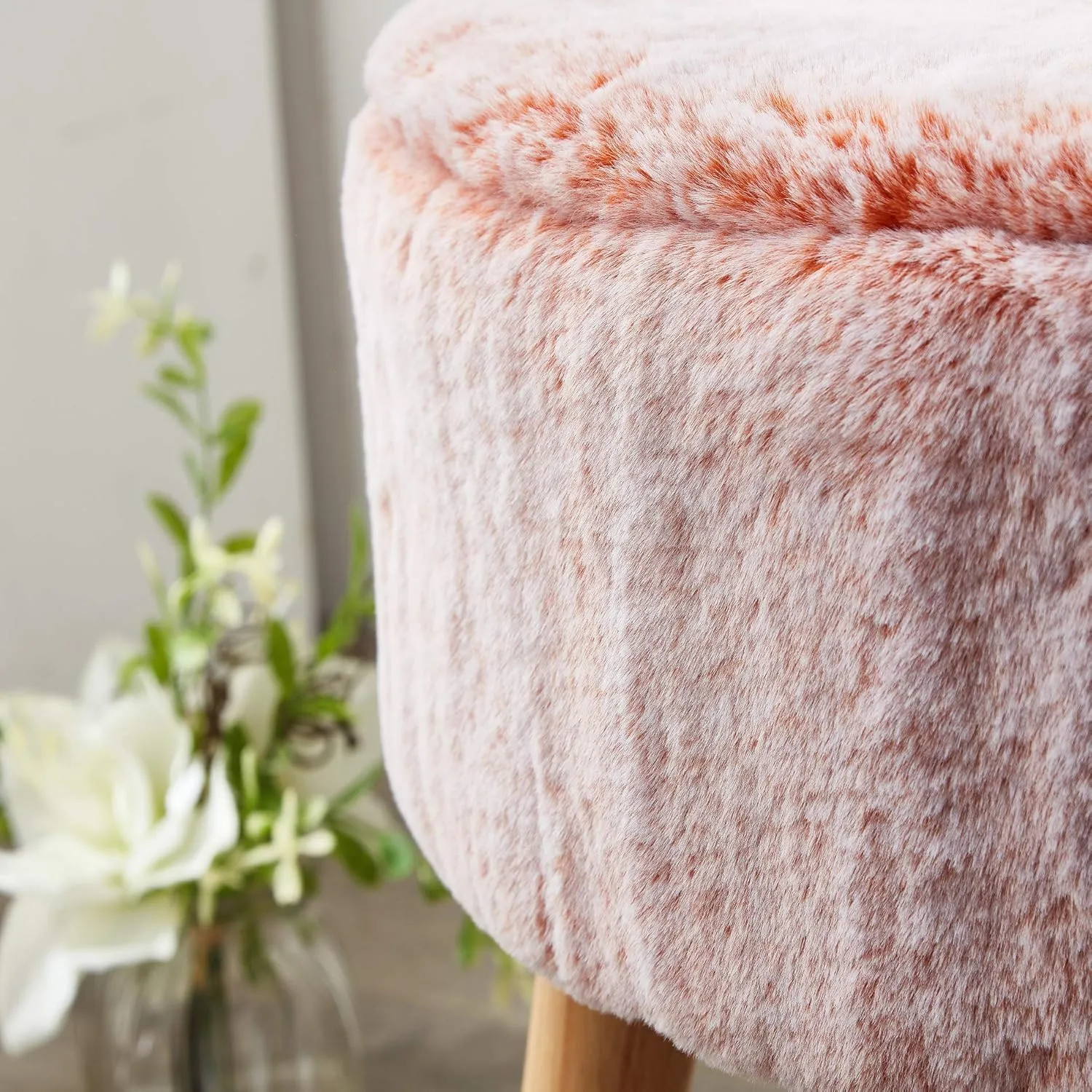 Home Soft Things Heavy Faux Fur Oval Ottoman, 22'' x 18'' x 18'', Burnt Orange, Super Soft Fuzzy Round Makeup Ottoman Bedroom Foot Rest Stool for Living Room Entryway Chair Home Decor