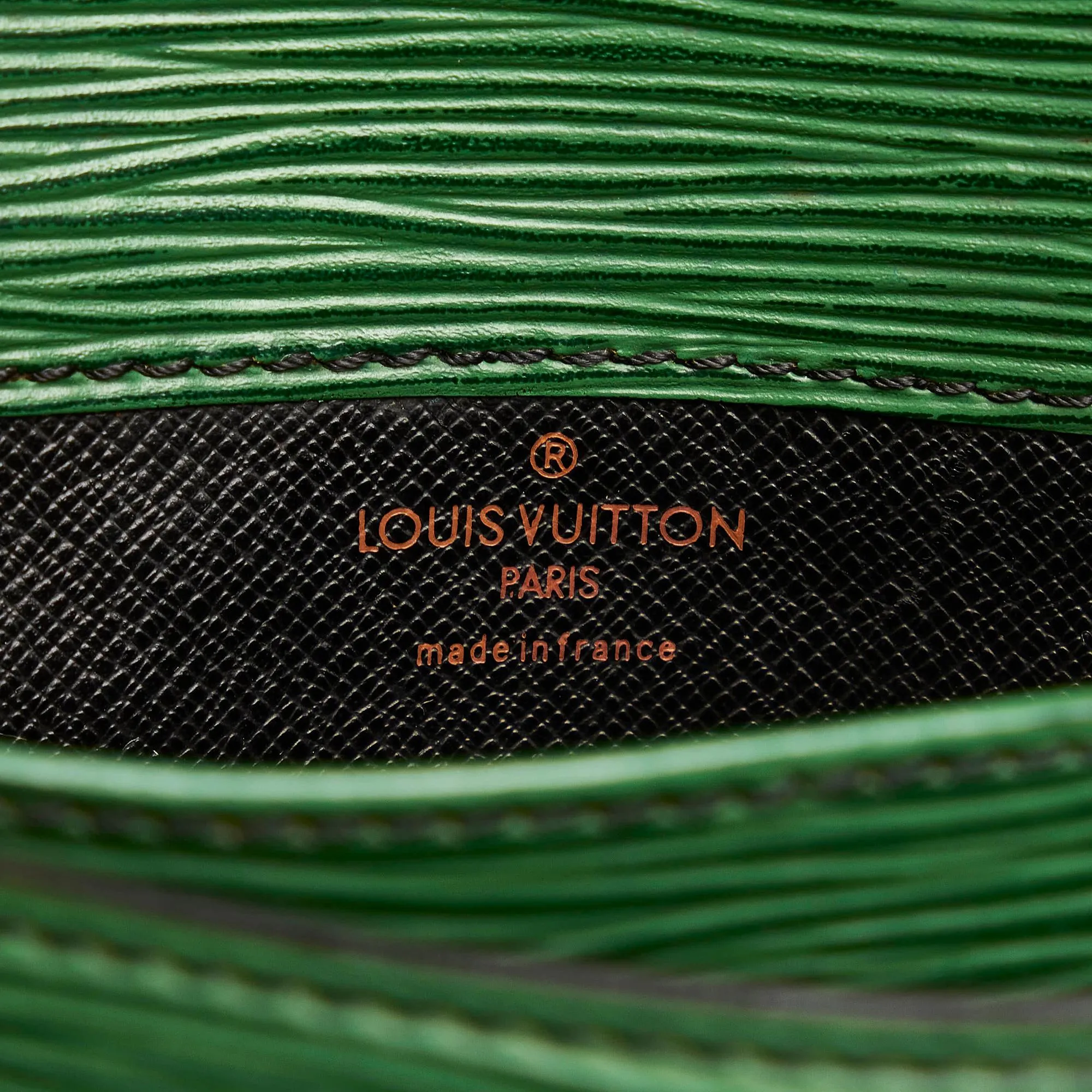 Louis Vuitton Epi Cartouchiere MM (MLB-34784)