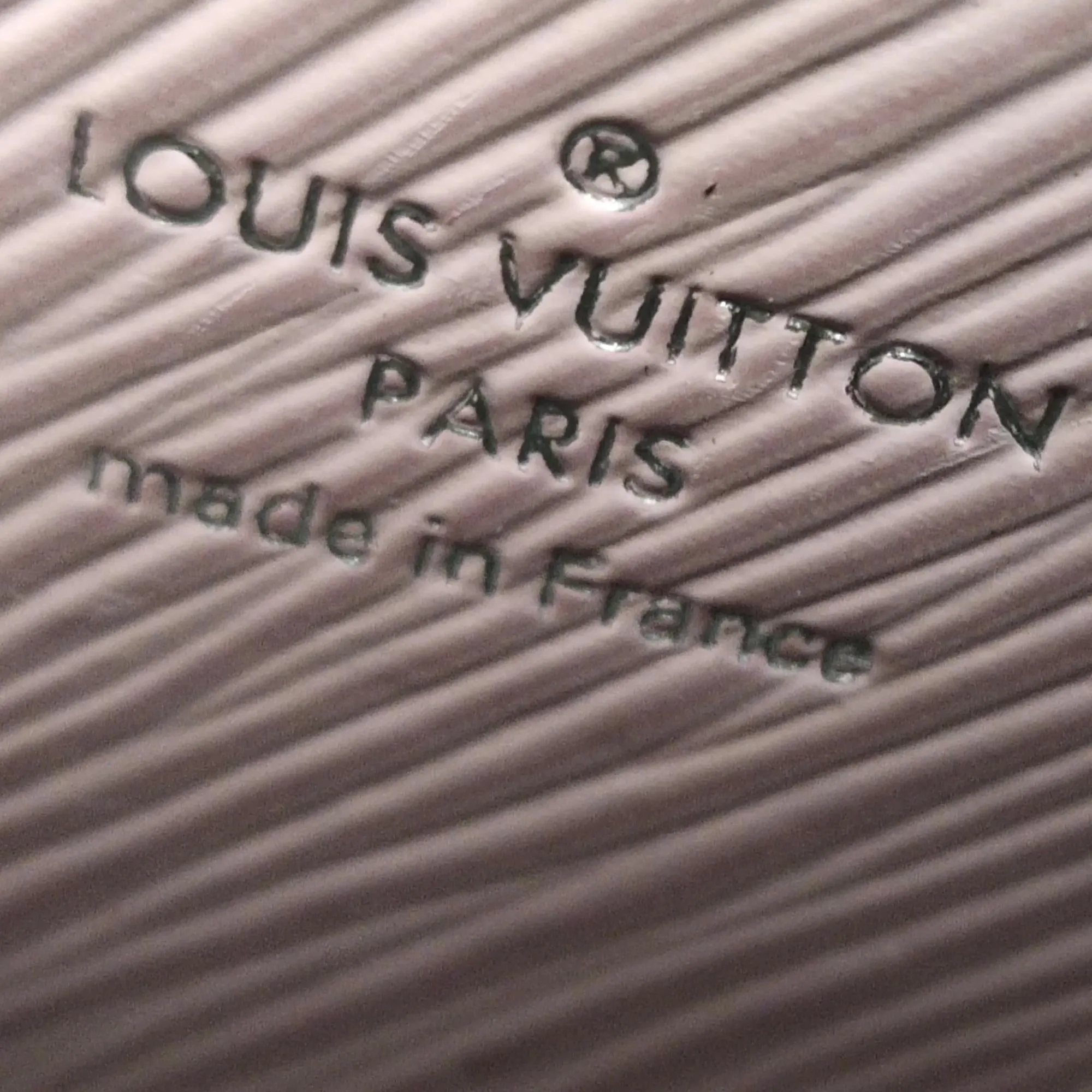 Louis Vuitton Epi Twist MM (MLB-37676)