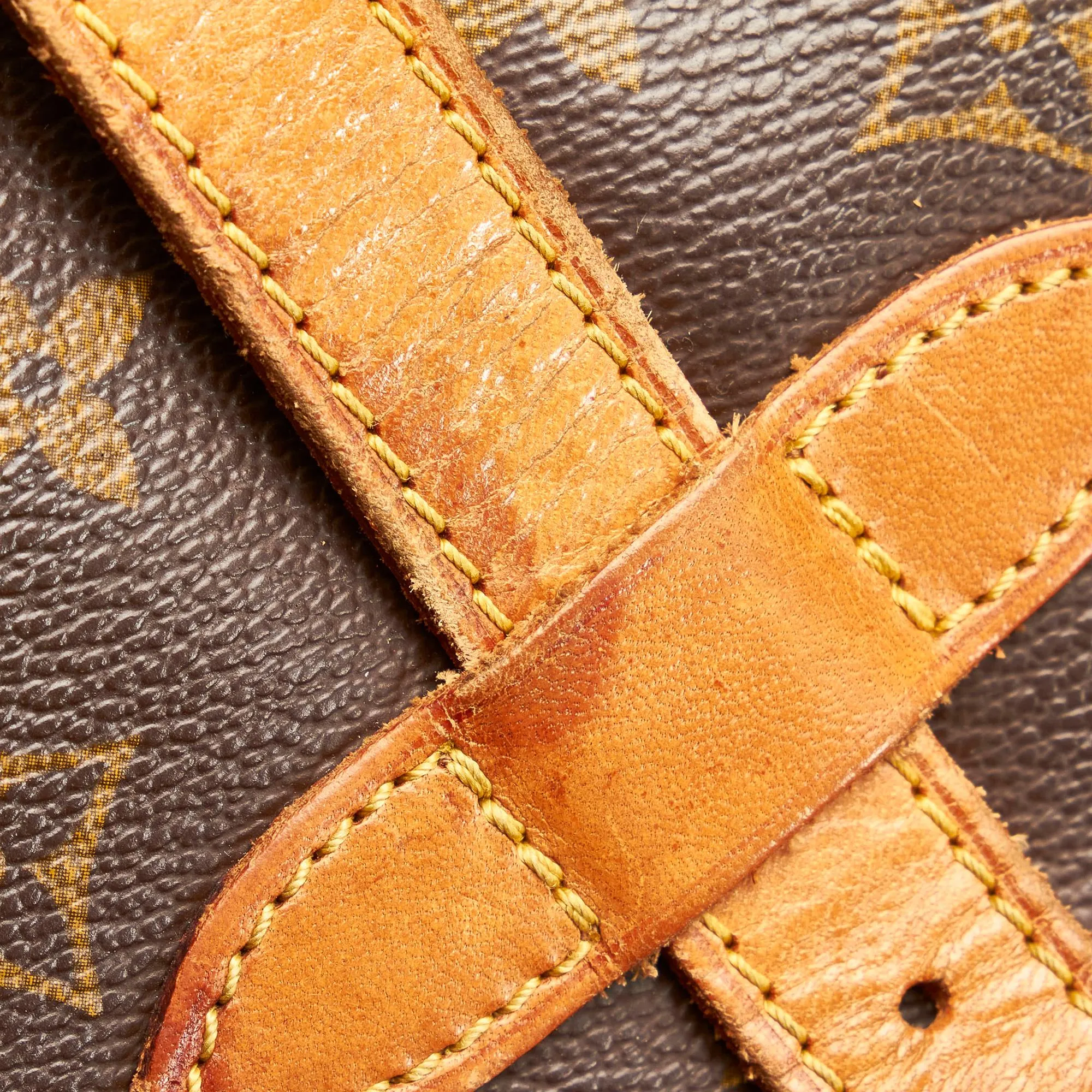 Louis Vuitton Monogram Saumur 30 (SHG-30655)