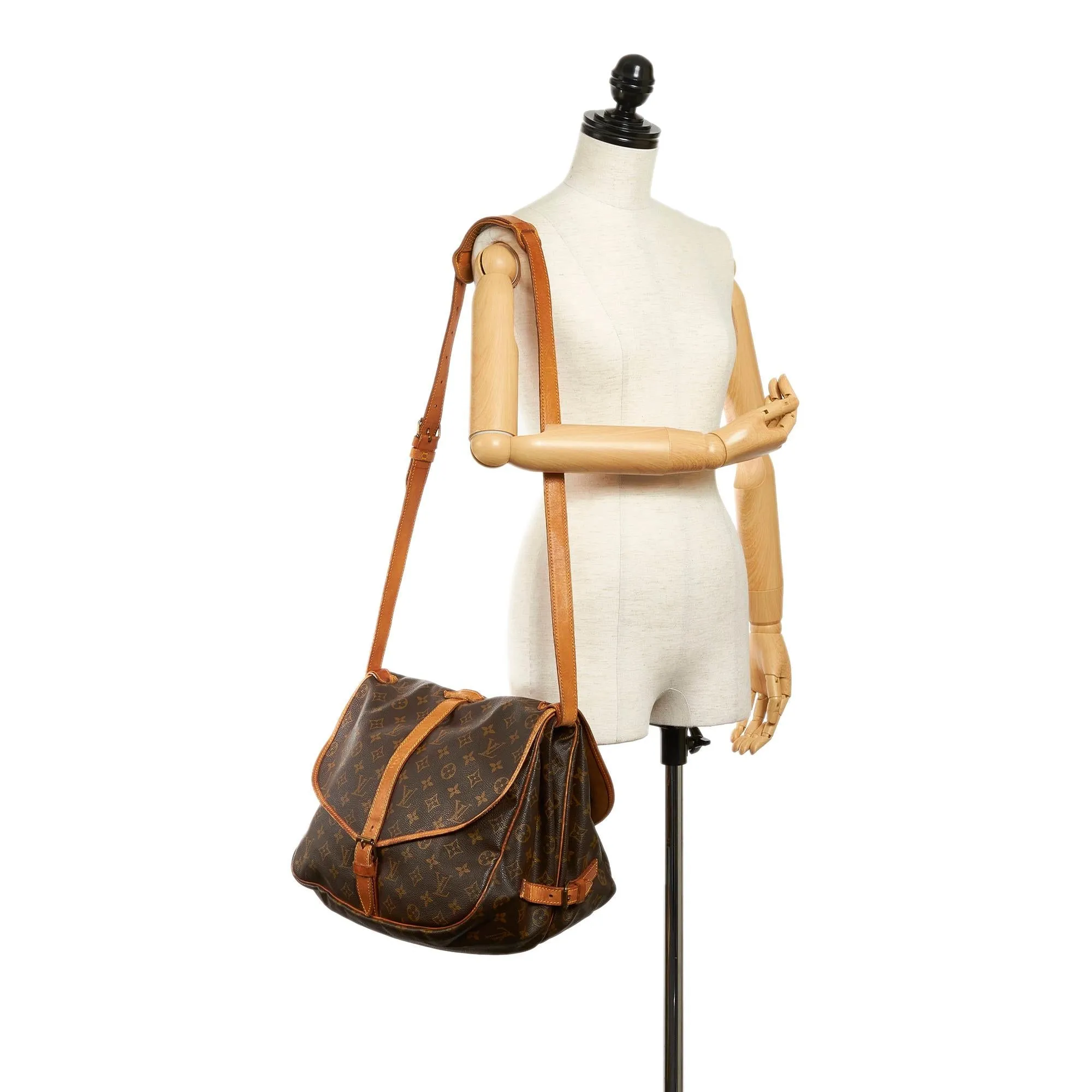 Louis Vuitton Monogram Saumur 35 (SHG-31134)