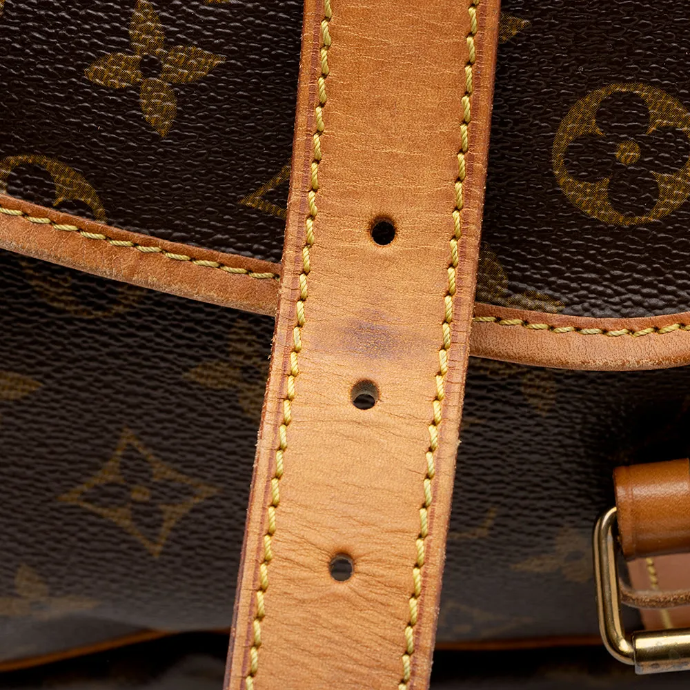 Louis Vuitton Vintage Monogram Canvas Saumur 35 Messenger Bag (SHF-19530)