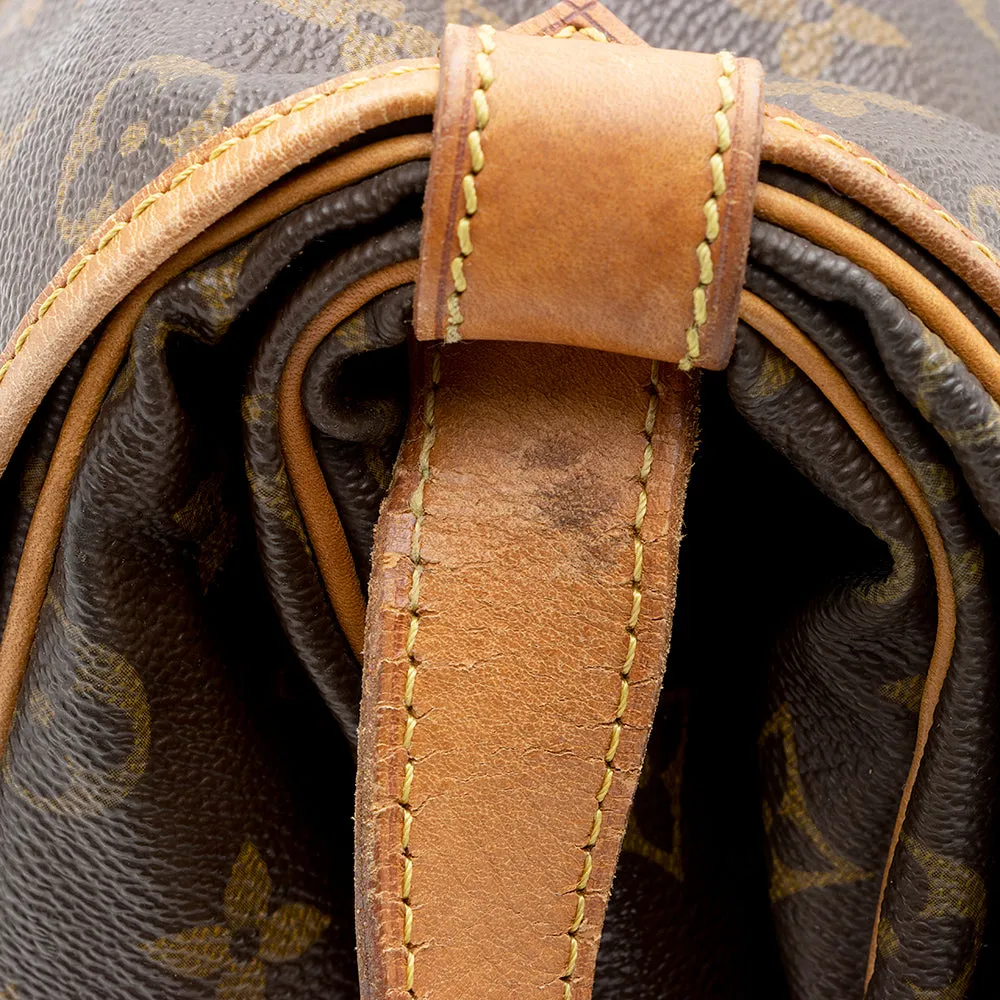 Louis Vuitton Vintage Monogram Canvas Saumur 35 Messenger Bag (SHF-19530)