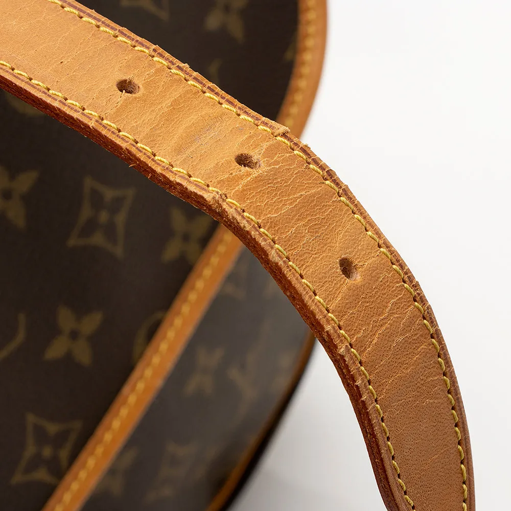Louis Vuitton Vintage Monogram Canvas Saumur 35 Messenger Bag (SHF-20845)