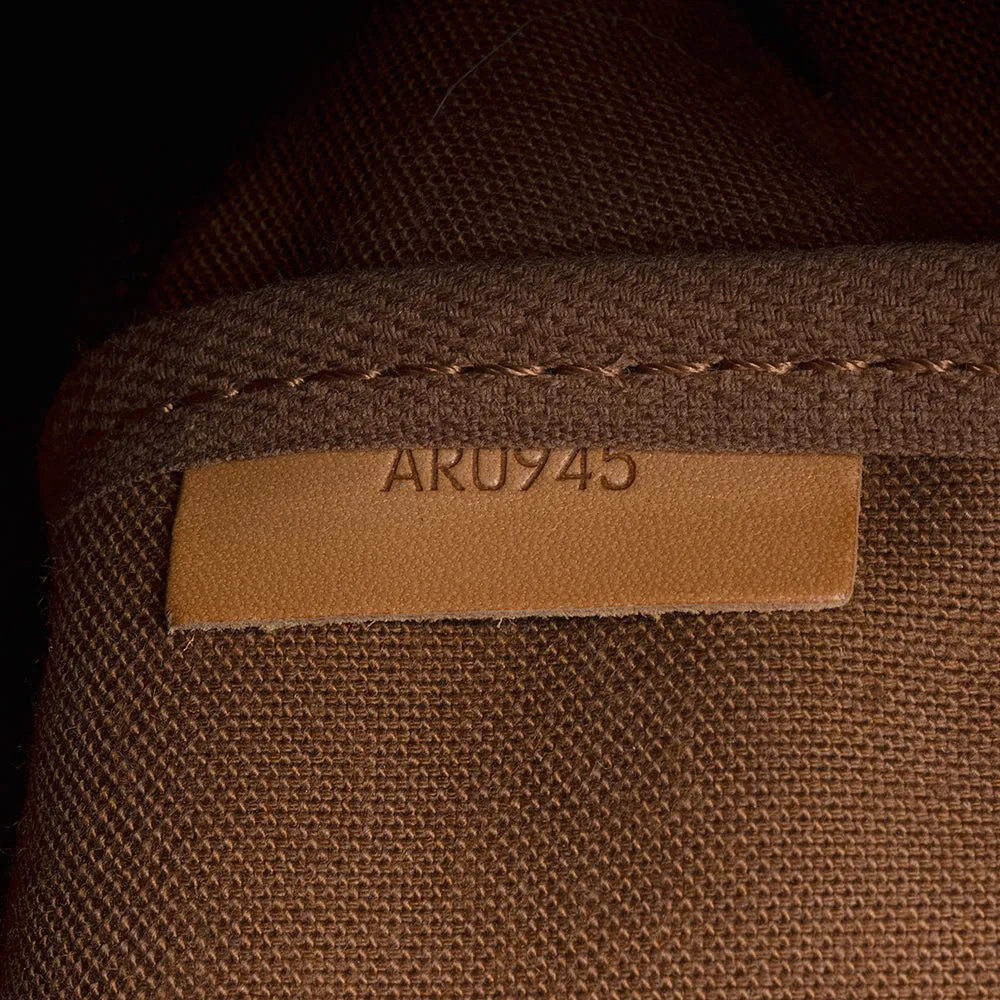 Louis Vuitton Vintage Monogram Canvas Saumur 35 Messenger Bag (SHF-20845)
