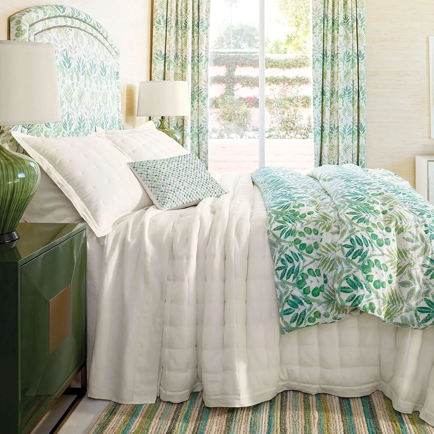 Lush Linen Ivory Puff Quilt, King Size, Ivory Solid Pattern