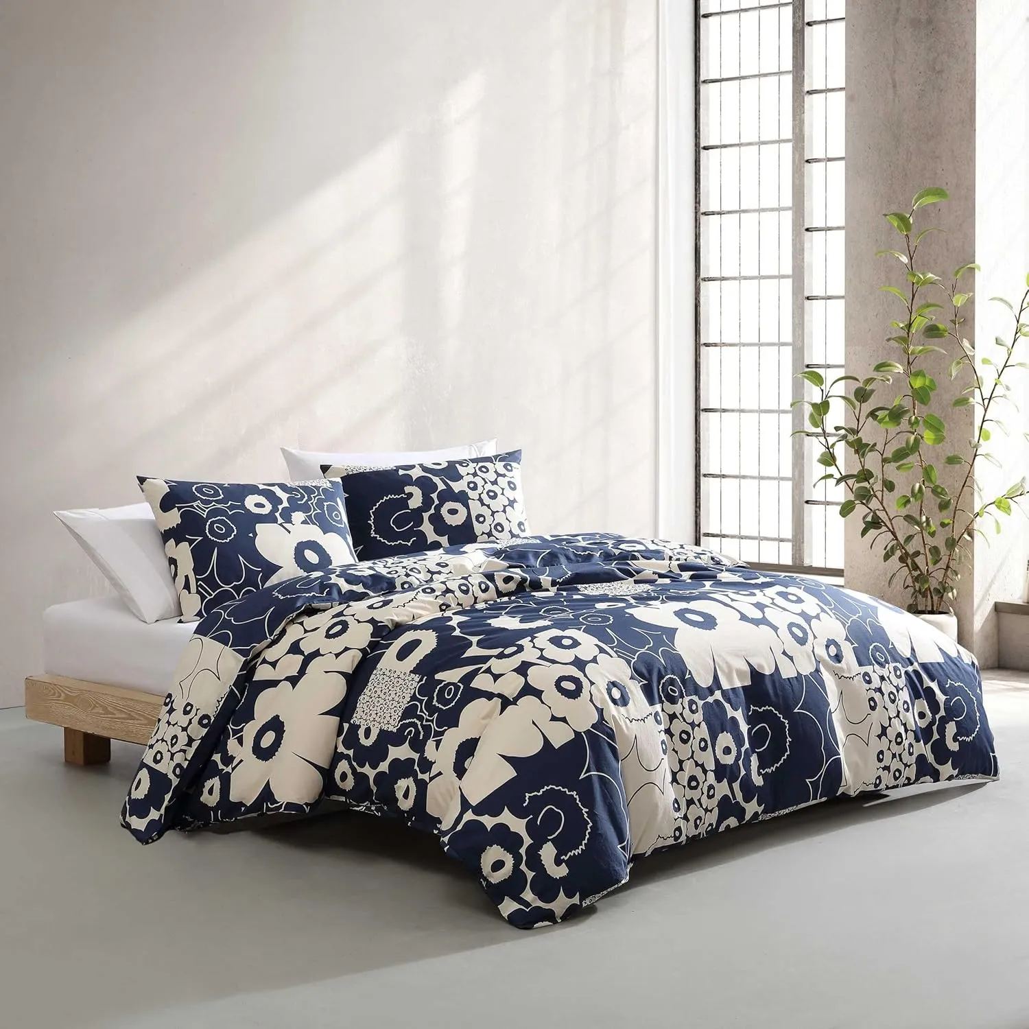 Marimekko - Full/Queen Duvet Cover Set, Premium Cotton Bedding with Matching Shams, Floral Home Decor (Unikko Kollaasi Blue, Full/Queen)