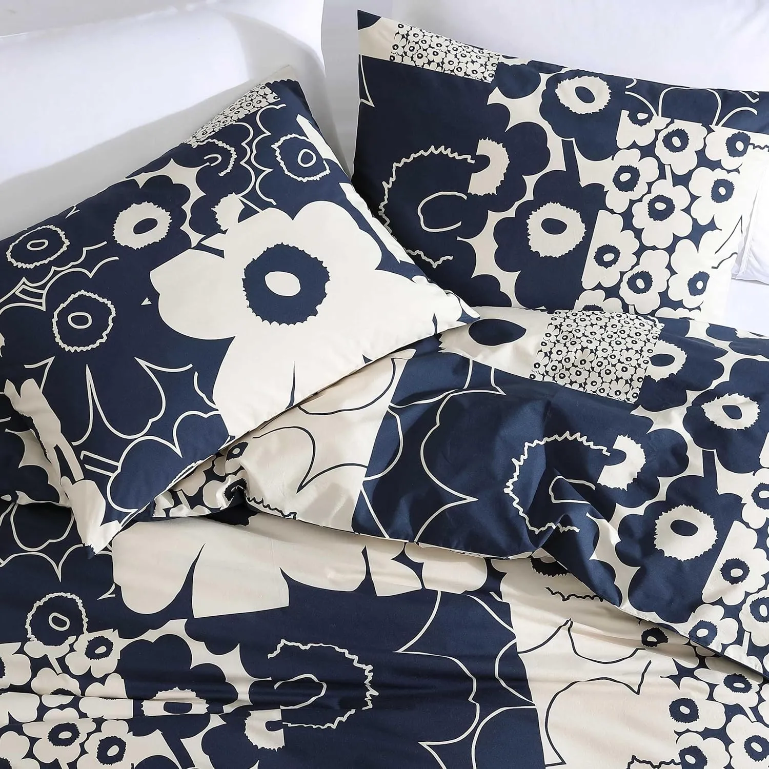 Marimekko - Full/Queen Duvet Cover Set, Premium Cotton Bedding with Matching Shams, Floral Home Decor (Unikko Kollaasi Blue, Full/Queen)