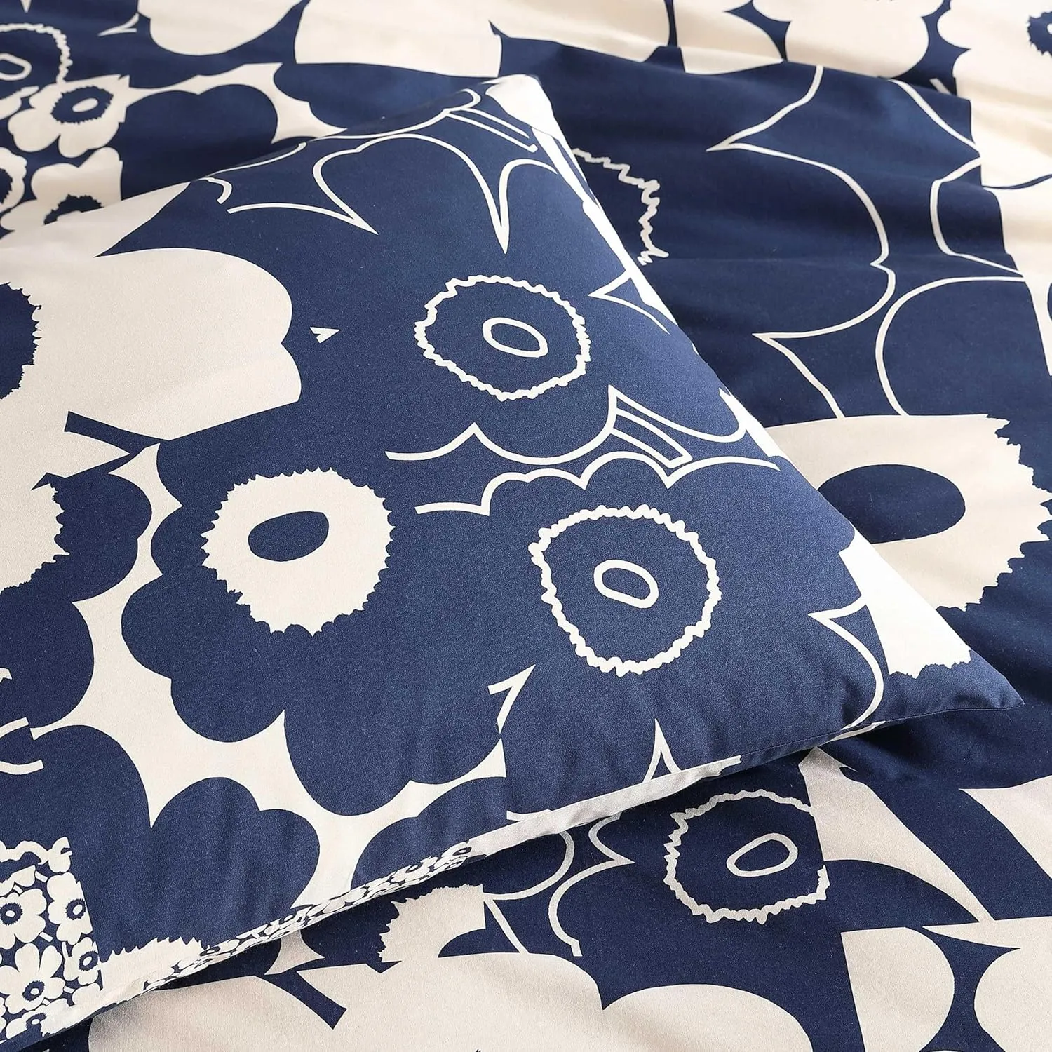 Marimekko - Full/Queen Duvet Cover Set, Premium Cotton Bedding with Matching Shams, Floral Home Decor (Unikko Kollaasi Blue, Full/Queen)