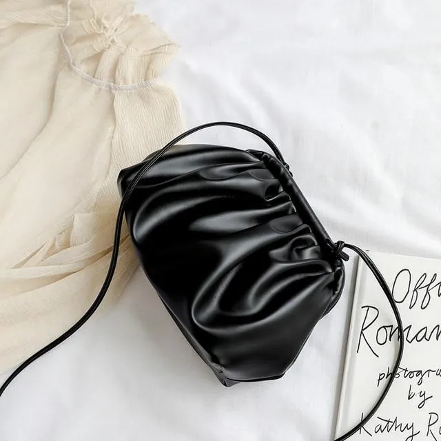 MARY Pouch