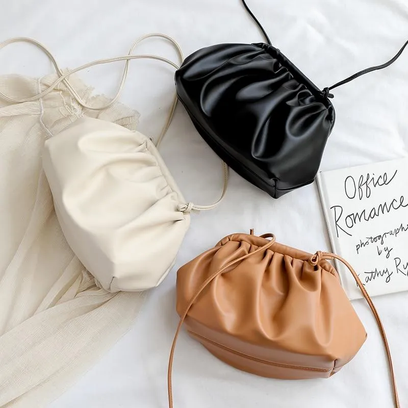 MARY Pouch