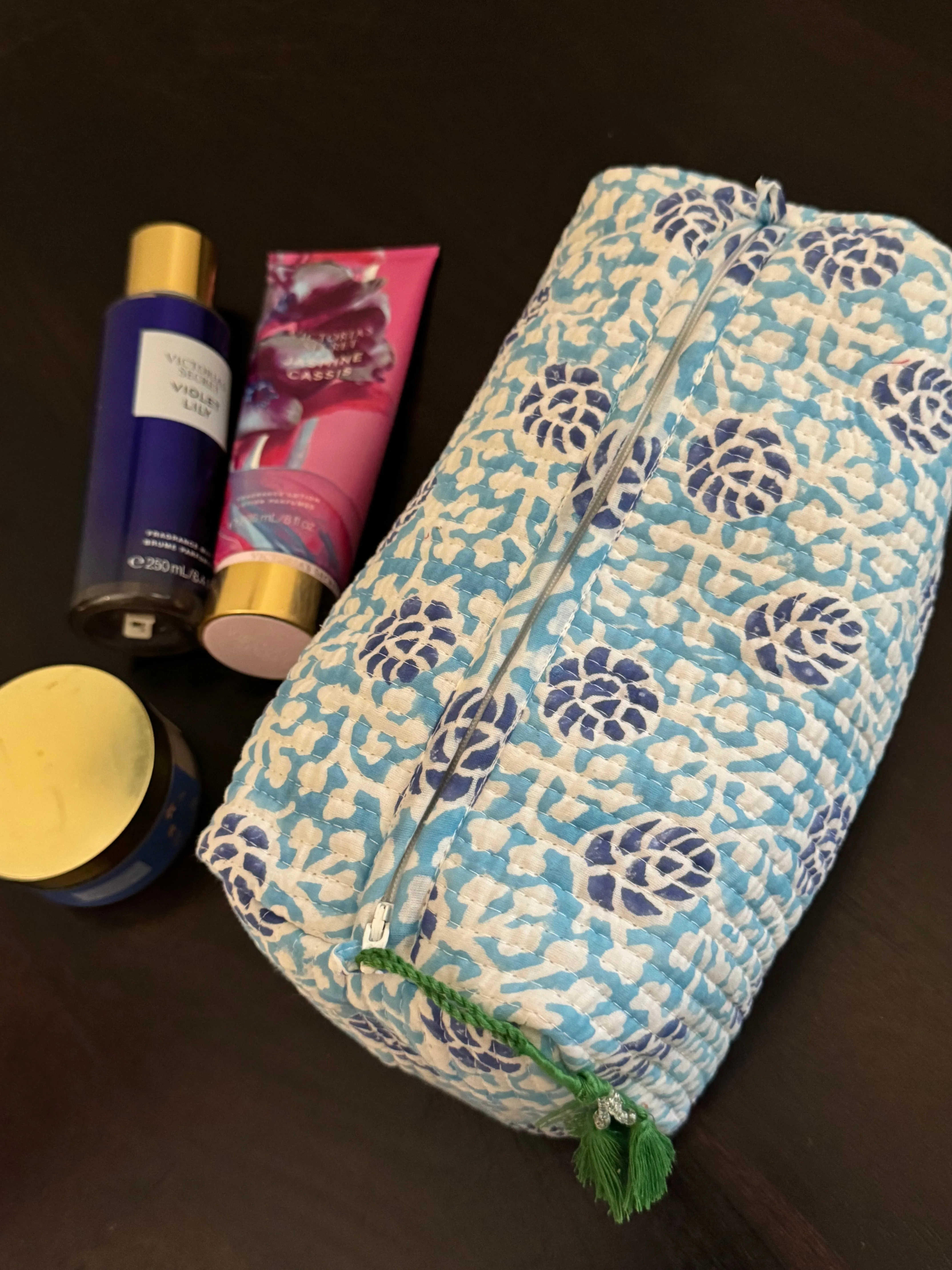 MULTI PURPOSE TOILETRY BAGS