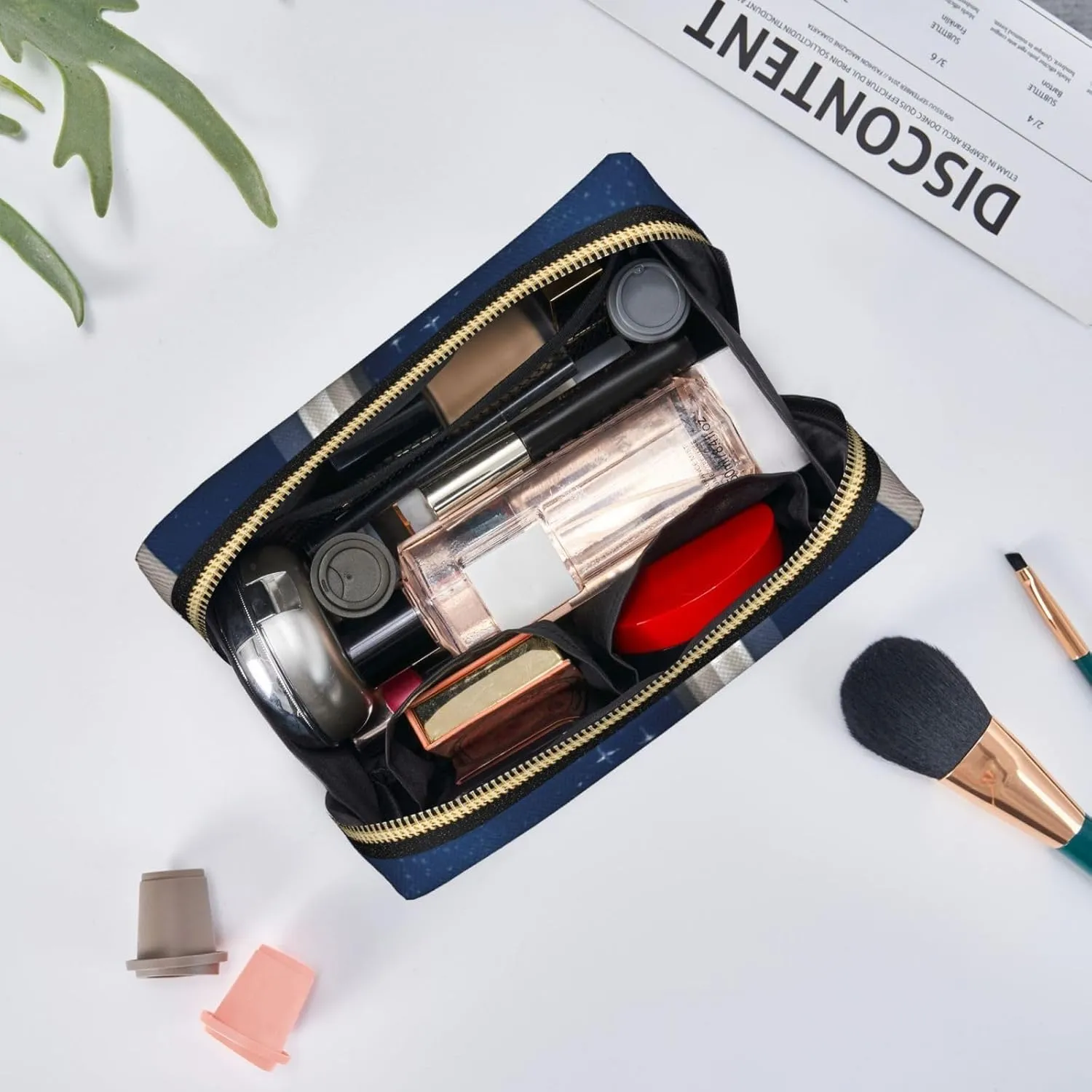 Navy Blue Sky and Stars Printed Small Makeup Bag,Travel Cosmetic Bag Purse with Zipper,Water-resistant Makeup Organizer Bag for Women