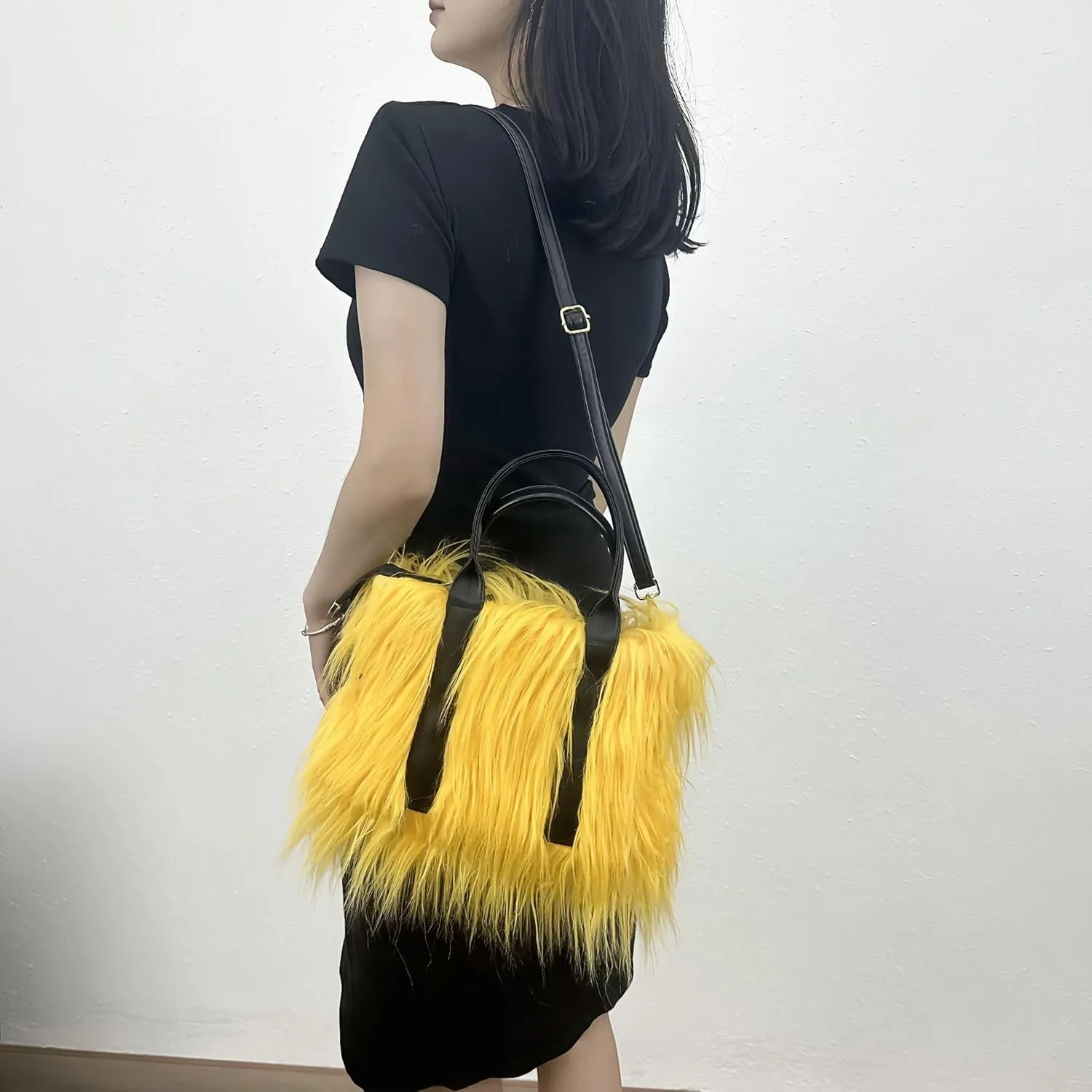 Plush Shoulder Bag for Women Crossbody Soft Fluffy Large Tote Handbag Fuzzy Purse Faux Fur Bag in Winter (Orange)