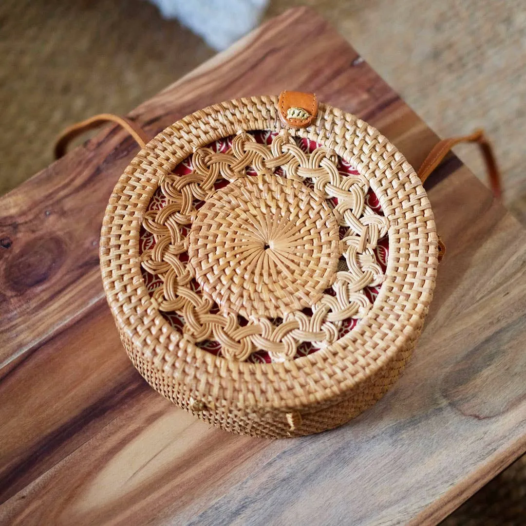 Rattan Circle Bag (Golden Husk)
