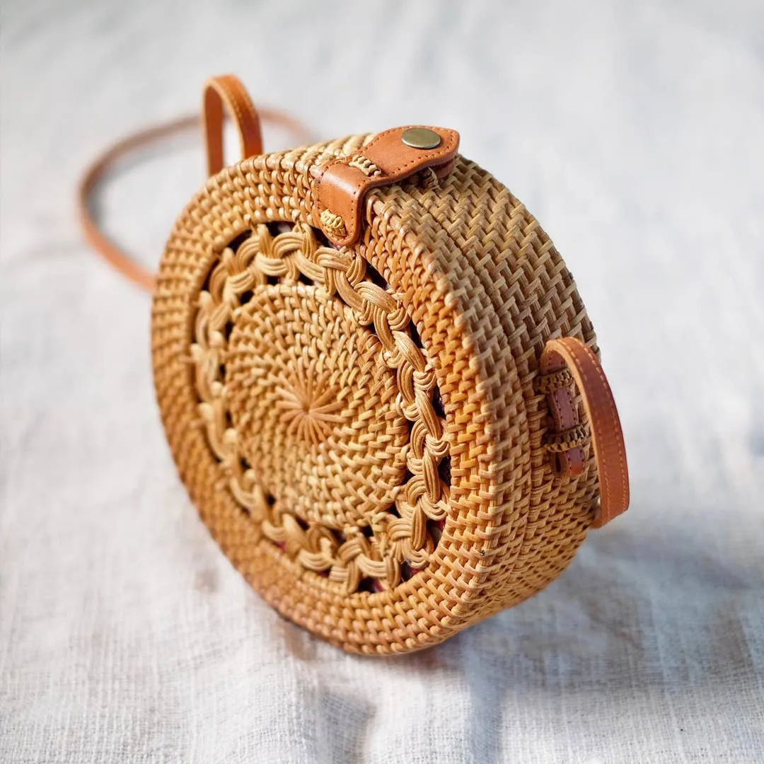 Rattan Circle Bag (Golden Husk)