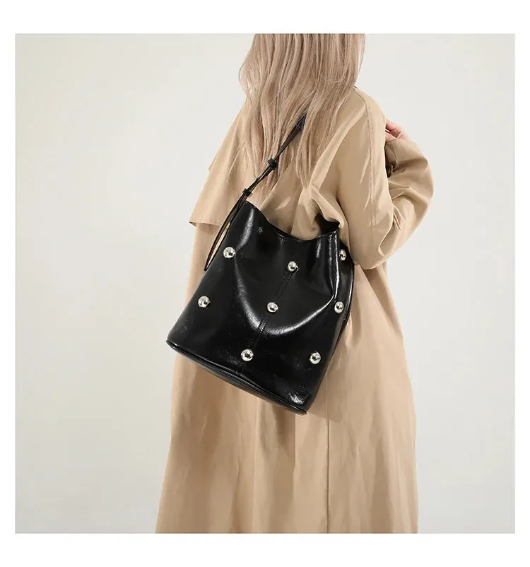 Solid Color Rivet PU 2025 High Quality Bucket Shoulder Bag Buckle Popular Fashion Crossbody Bag Soft Versatile Simple Handbag