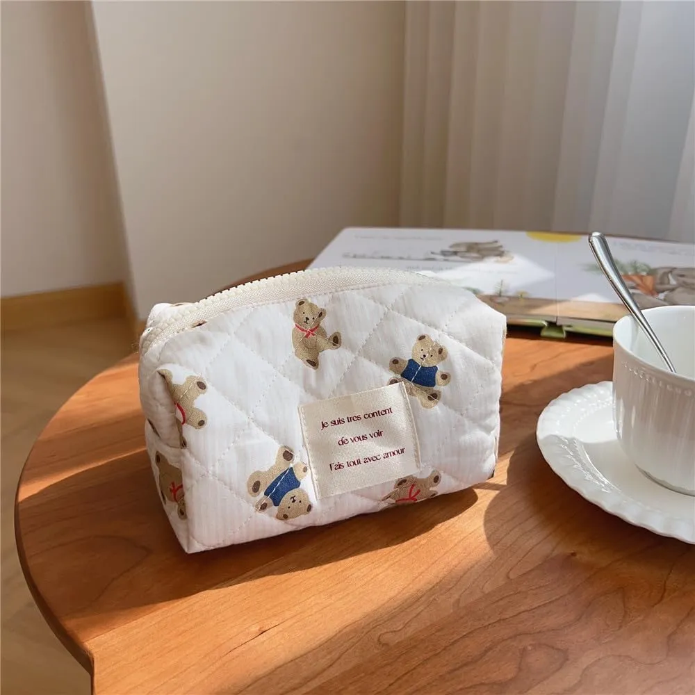 uekeboag Cute Small Quilted Cotton Makeup Pouch for Women and girls,Coquette Quilted Toiletry Bag,Animal Coquette Mini Bag, Kawaii Travel Cosmetic Bags(01Little Bear)