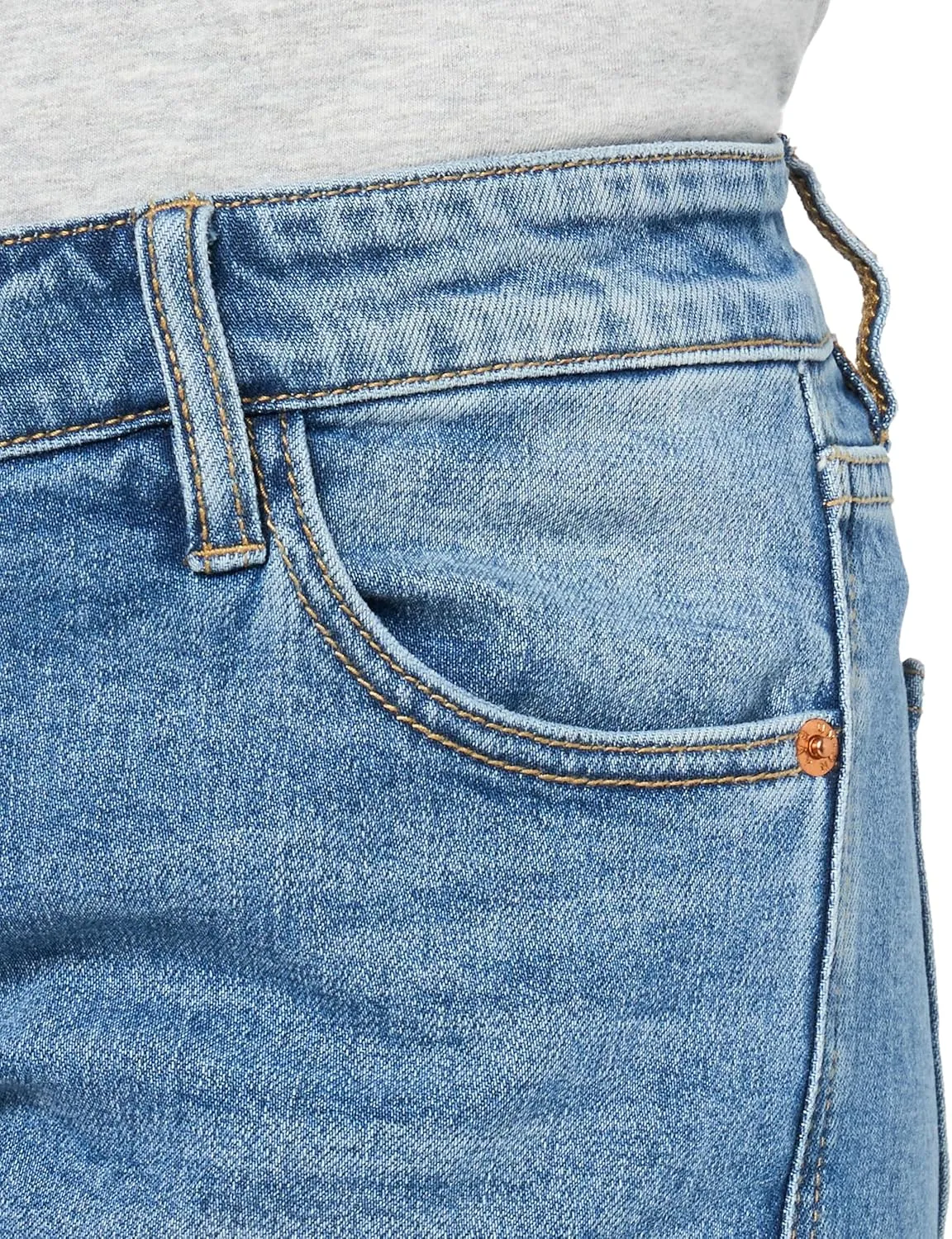 UNIONBAY Women's Christa Embroidered Back Pocket Denim Short