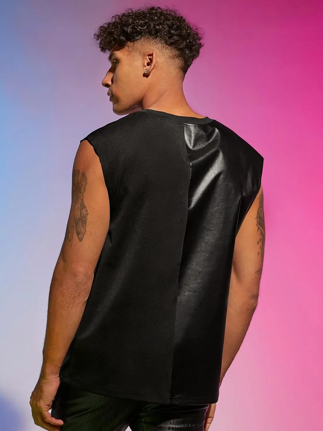 WDIRARA Men's Colorblock Two Tone PU Leather Round Neck Sleeveless Tank Tops