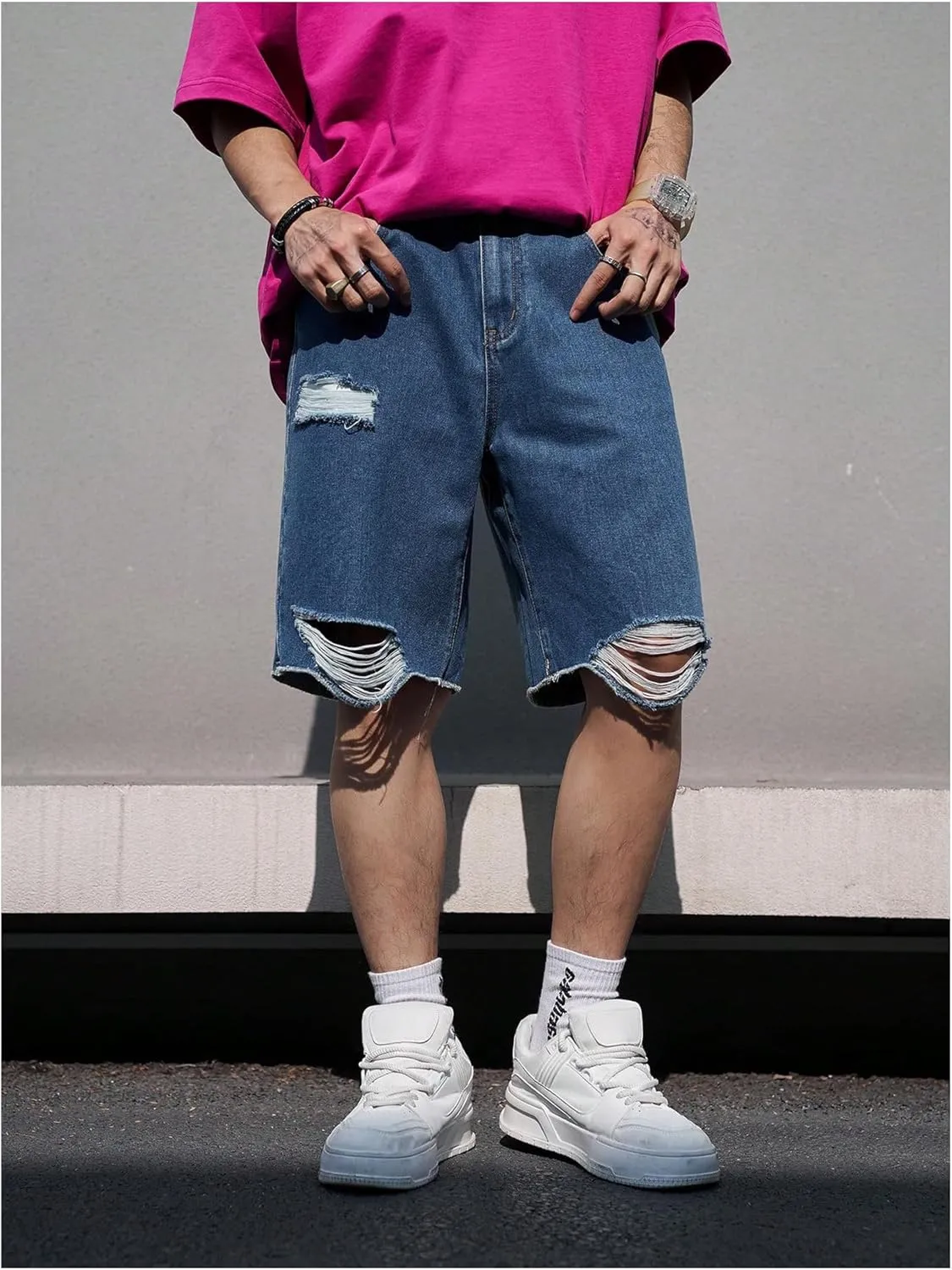 WDIRARA Men's Ripped Denim Shorts Straight Leg Raw Hem Frayed Distressed Jean Shorts Pants
