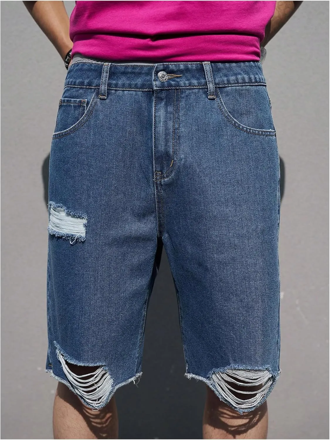 WDIRARA Men's Ripped Denim Shorts Straight Leg Raw Hem Frayed Distressed Jean Shorts Pants