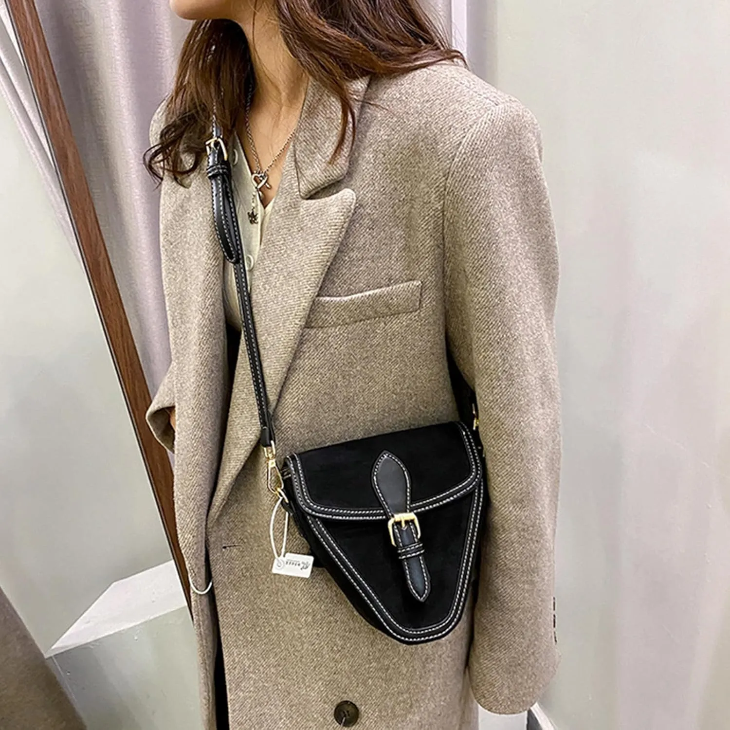 Women Shoulder Bag, Vintage Large Capacity PU Leather Triangle Purse Button Closure Crossbody Bag
