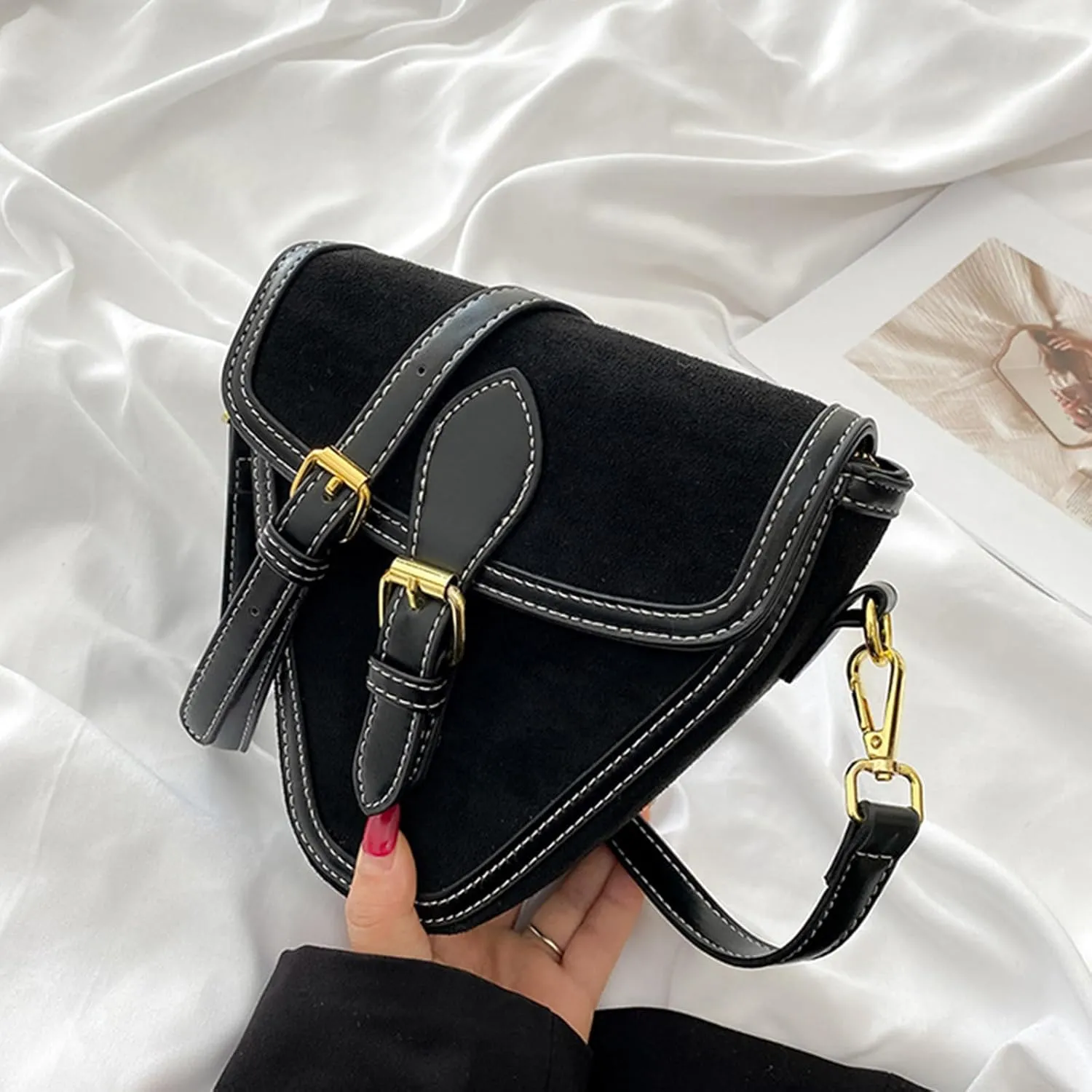 Women Shoulder Bag, Vintage Large Capacity PU Leather Triangle Purse Button Closure Crossbody Bag