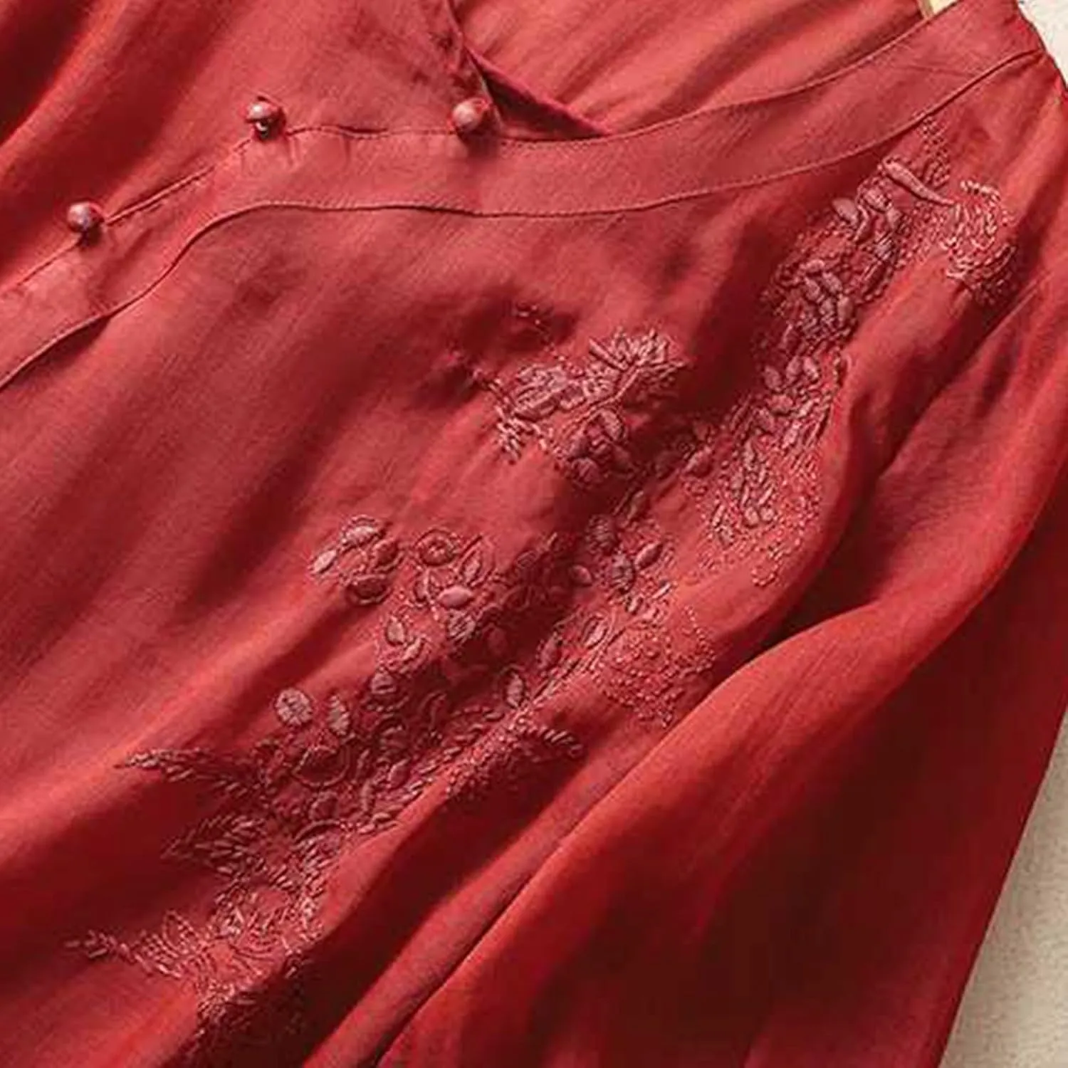 Womens 3/4 Sleeve V Neck T Shirt Simple Solid Color Embroidered Blouses Shirts Loose Casual Cotton Linen Tops