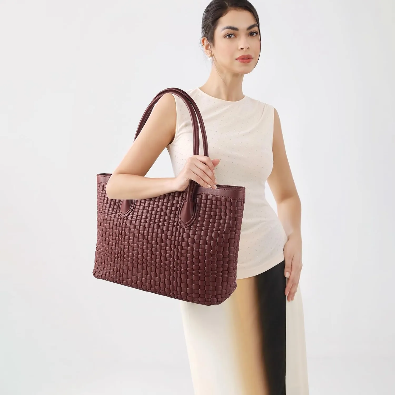 Woven Tote Bag For Women Hand Make Vegan Leather Shoulder Bag Handbag Zip Closure Beach Tote Travel Hand Bag