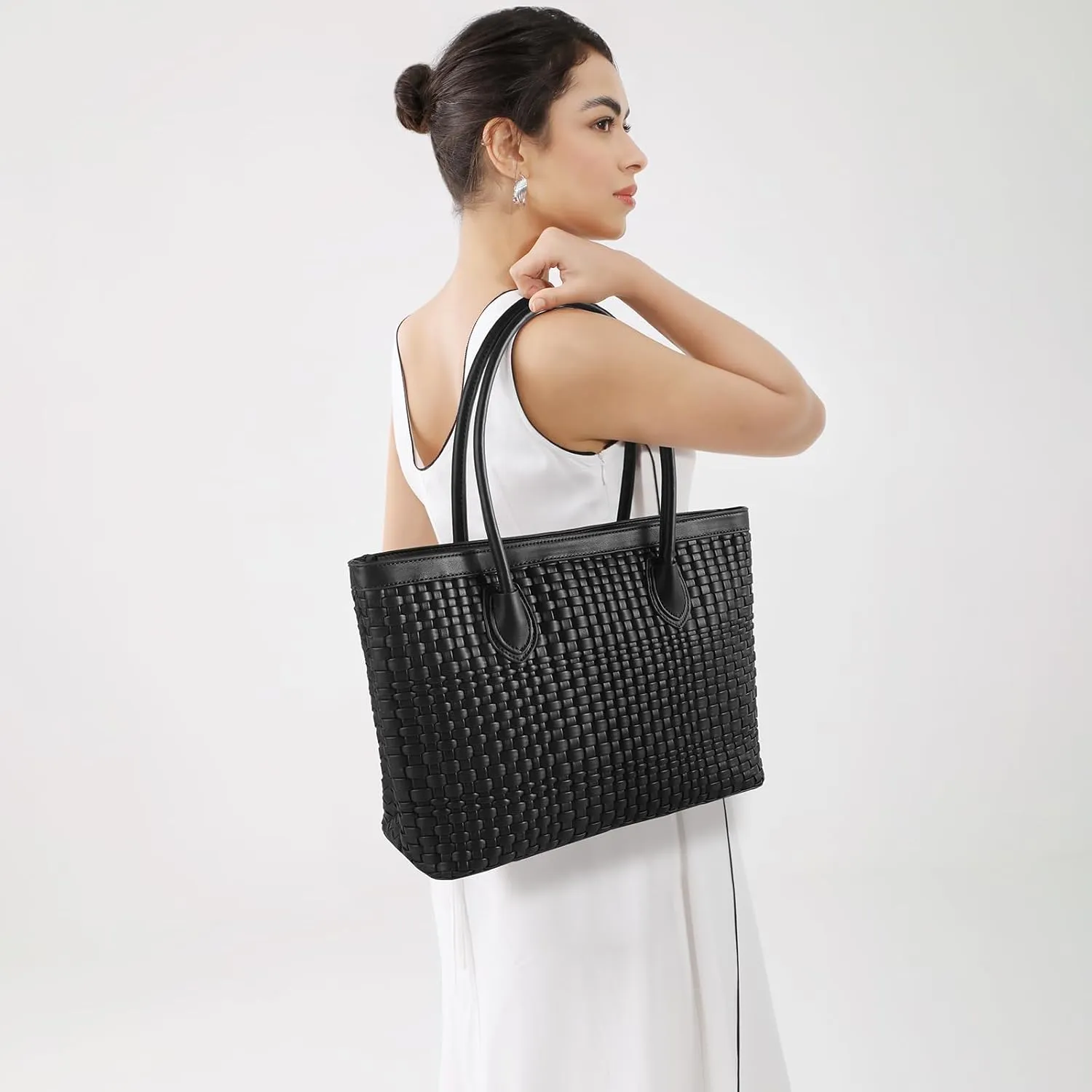 Woven Tote Bag For Women Hand Make Vegan Leather Shoulder Bag Handbag Zip Closure Beach Tote Travel Hand Bag