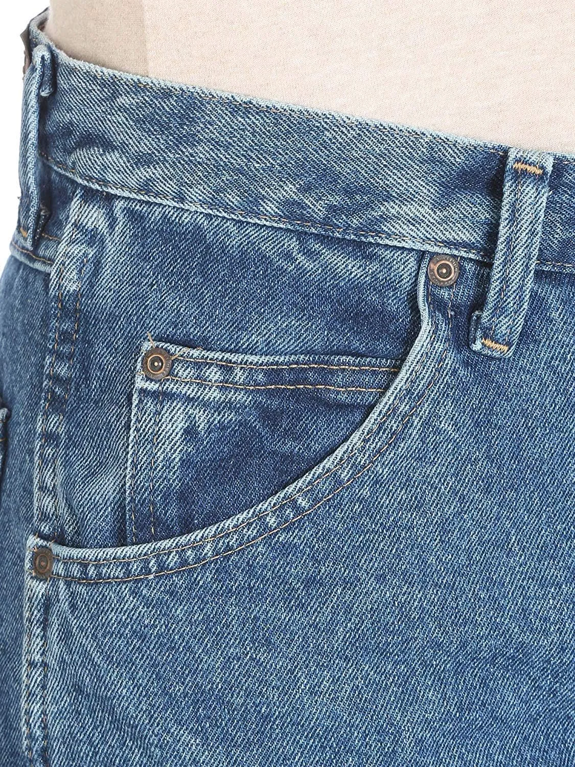 Wrangler Authentics Men's Classic 5-Pocket Regular Fit Cotton Jean