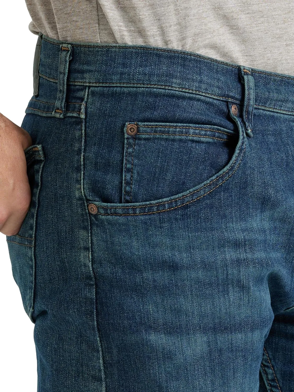 Wrangler Authentics Men's Classic 5-Pocket Regular Fit Flex Jean