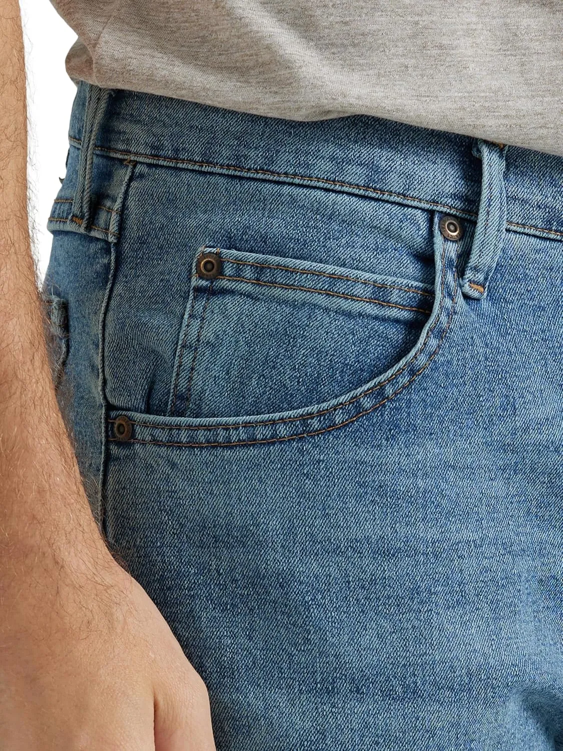 Wrangler Authentics Men's Classic 5-Pocket Regular Fit Flex Jean