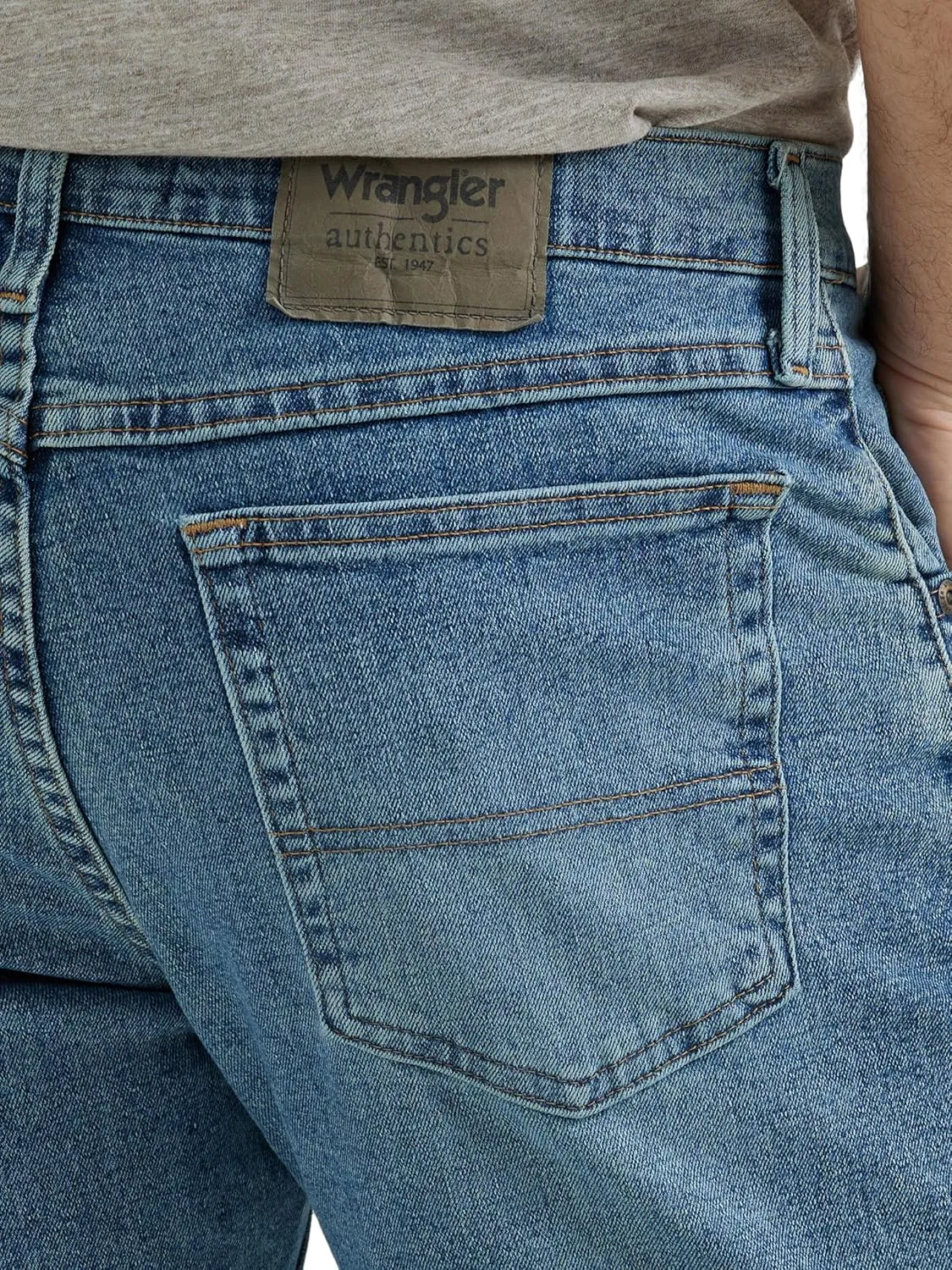 Wrangler Authentics Men's Classic 5-Pocket Regular Fit Flex Jean