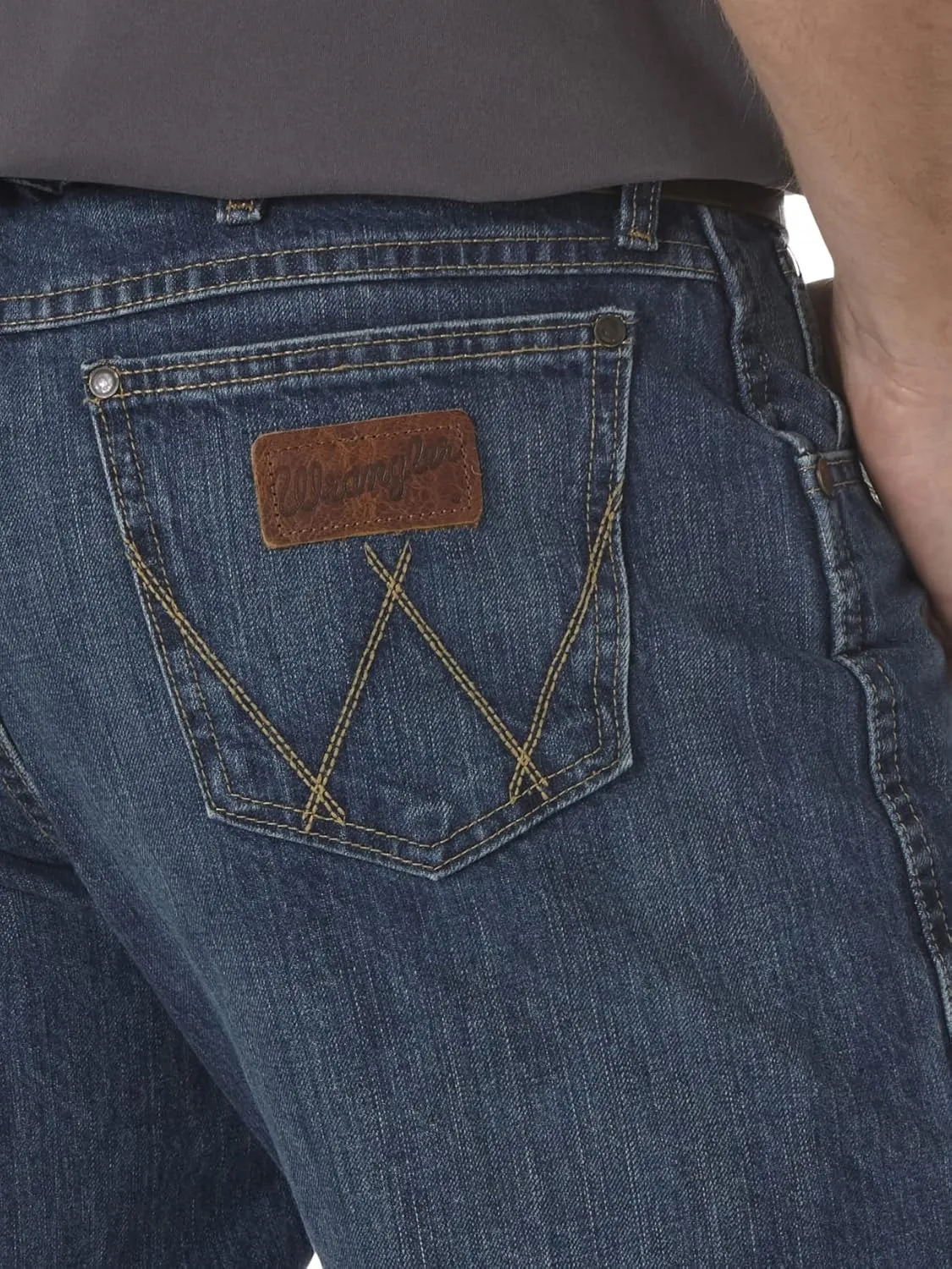 Wrangler Men's Retro Relaxed Fit Bootcut Jeans