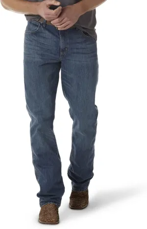 Wrangler Men's Retro Relaxed Fit Bootcut Jeans